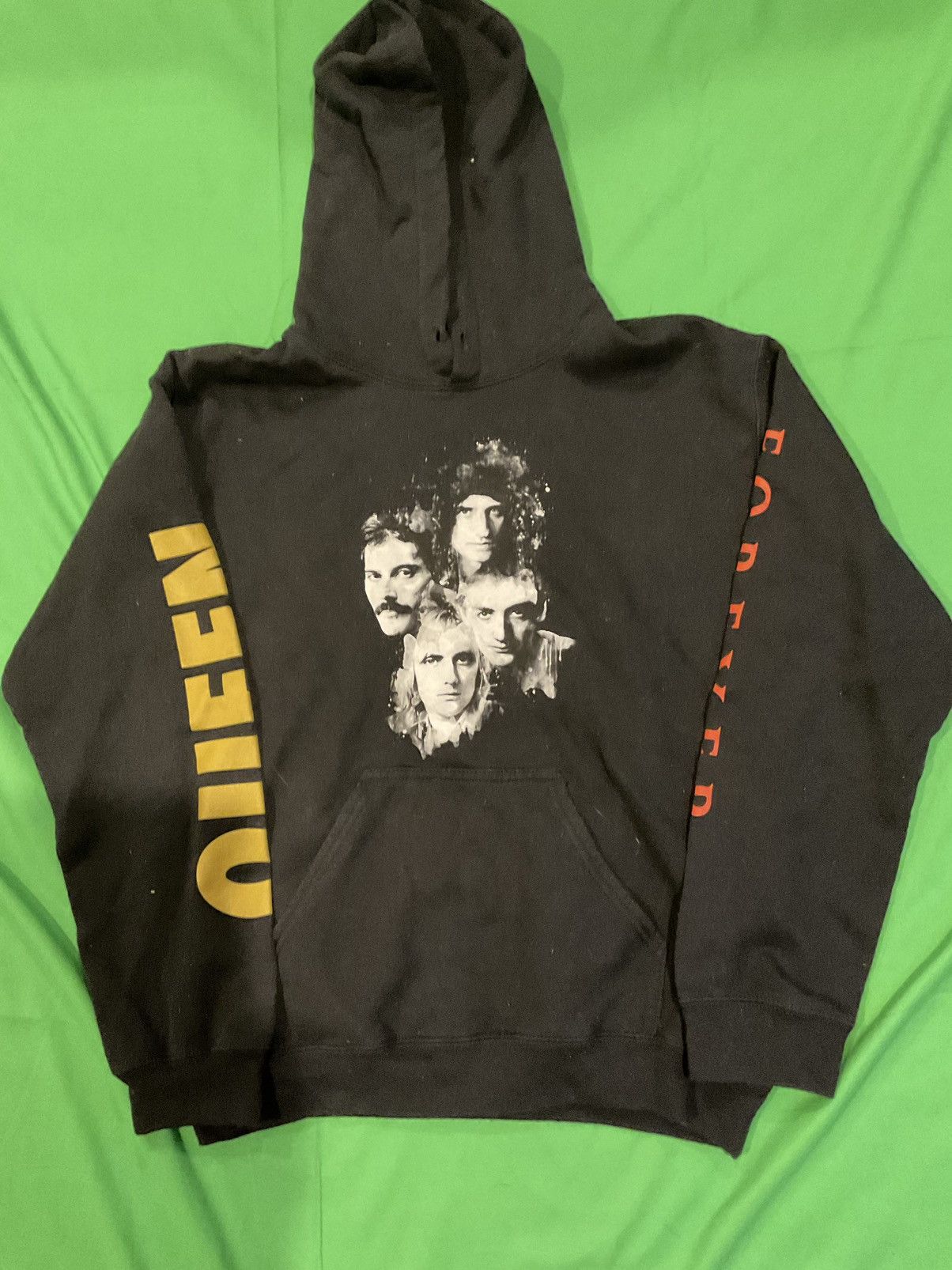 Band Tees × Vintage Vintage Queen band hoodie Size US S / EU 44-46 / 1 - 1 Thumbnail