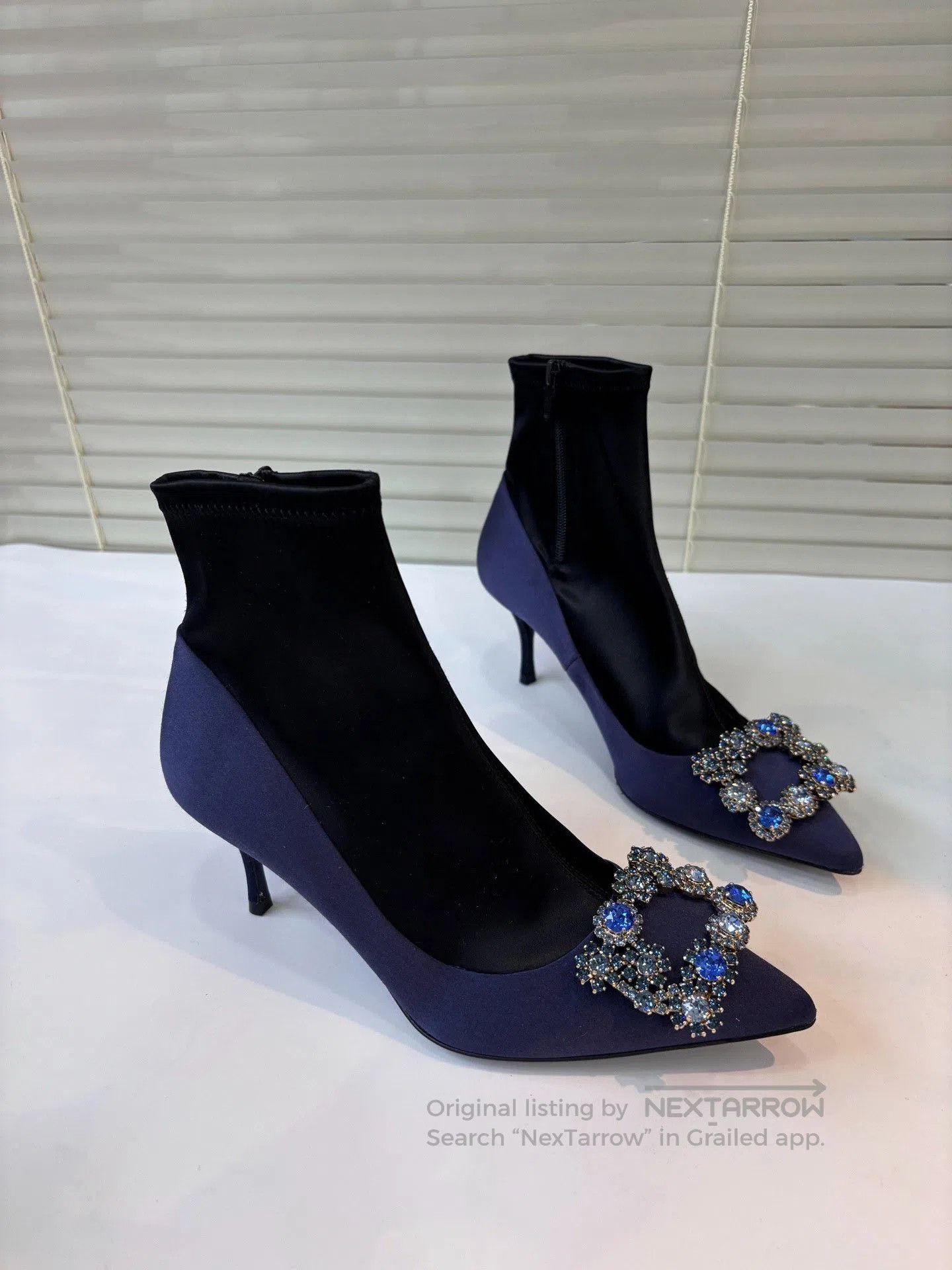 Roger Vivier RV Blue Satin Diamond Buckle Ankle Boots. Size US 5 / IT 35 - 3 Thumbnail