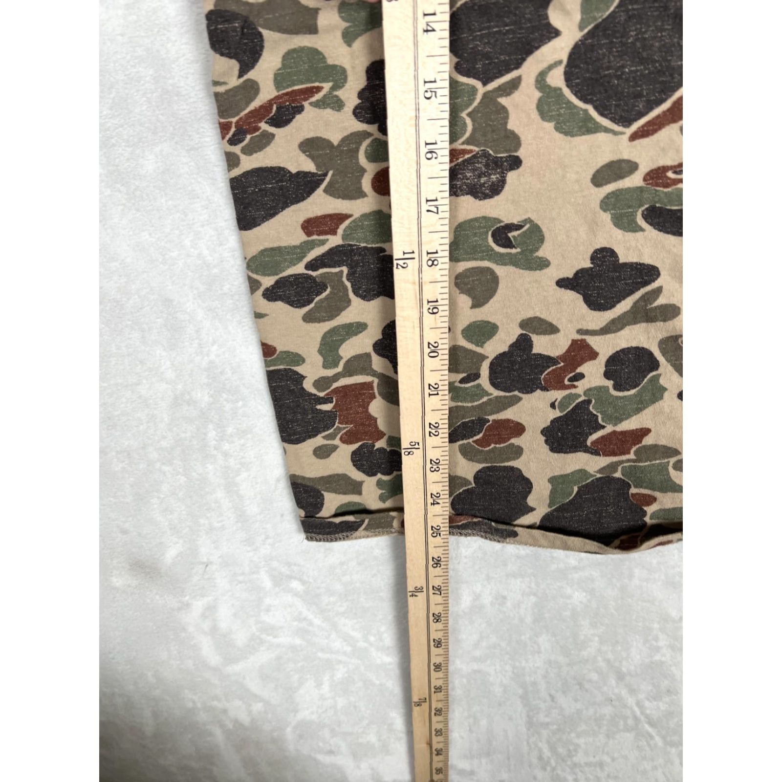 Lucky Brand Lucky Brand Henley T-Shirt Mens Small Beige Camouflage Short Sleeve Casual Size US S / EU 44-46 / 1 - 4 Thumbnail