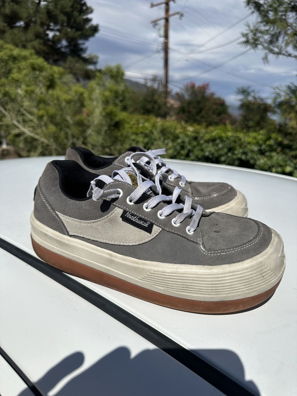 Vintage North Wave Espresso Size US 9 / EU 42 - 1 Thumbnail
