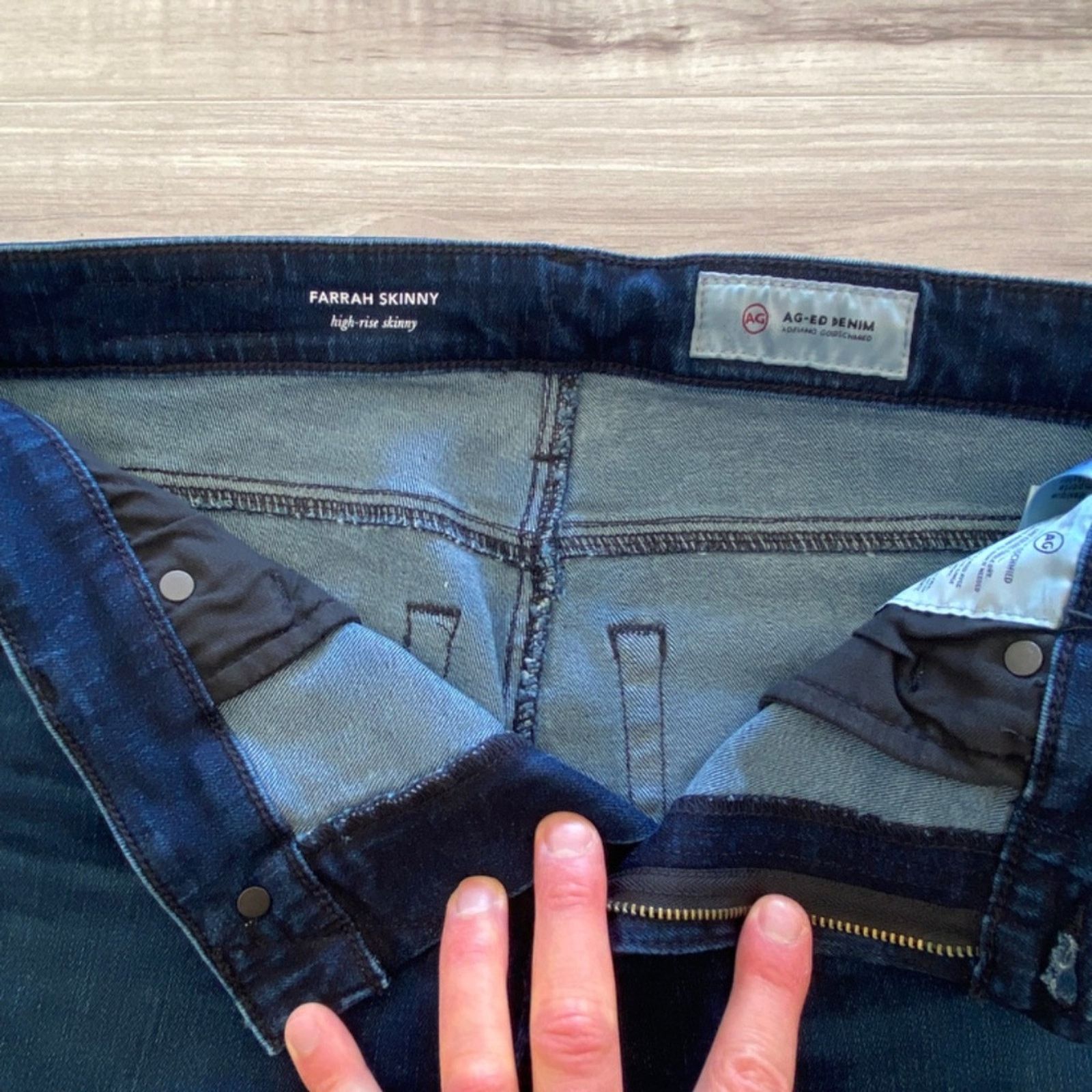 AG Adriano Goldschmied Adriano Goldschmied Farrah High-Rise Skinny Jeans - 29R Size 29" - 9 Thumbnail