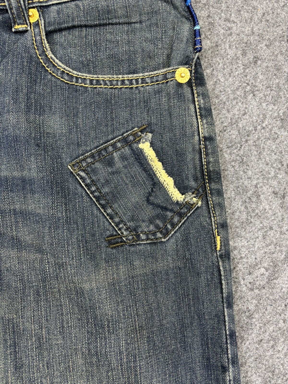Japanese Brand 💥Archival💥Osaka Big Train Loose Distressed Denim F832 Size US 32 / EU 48 - 8 Thumbnail