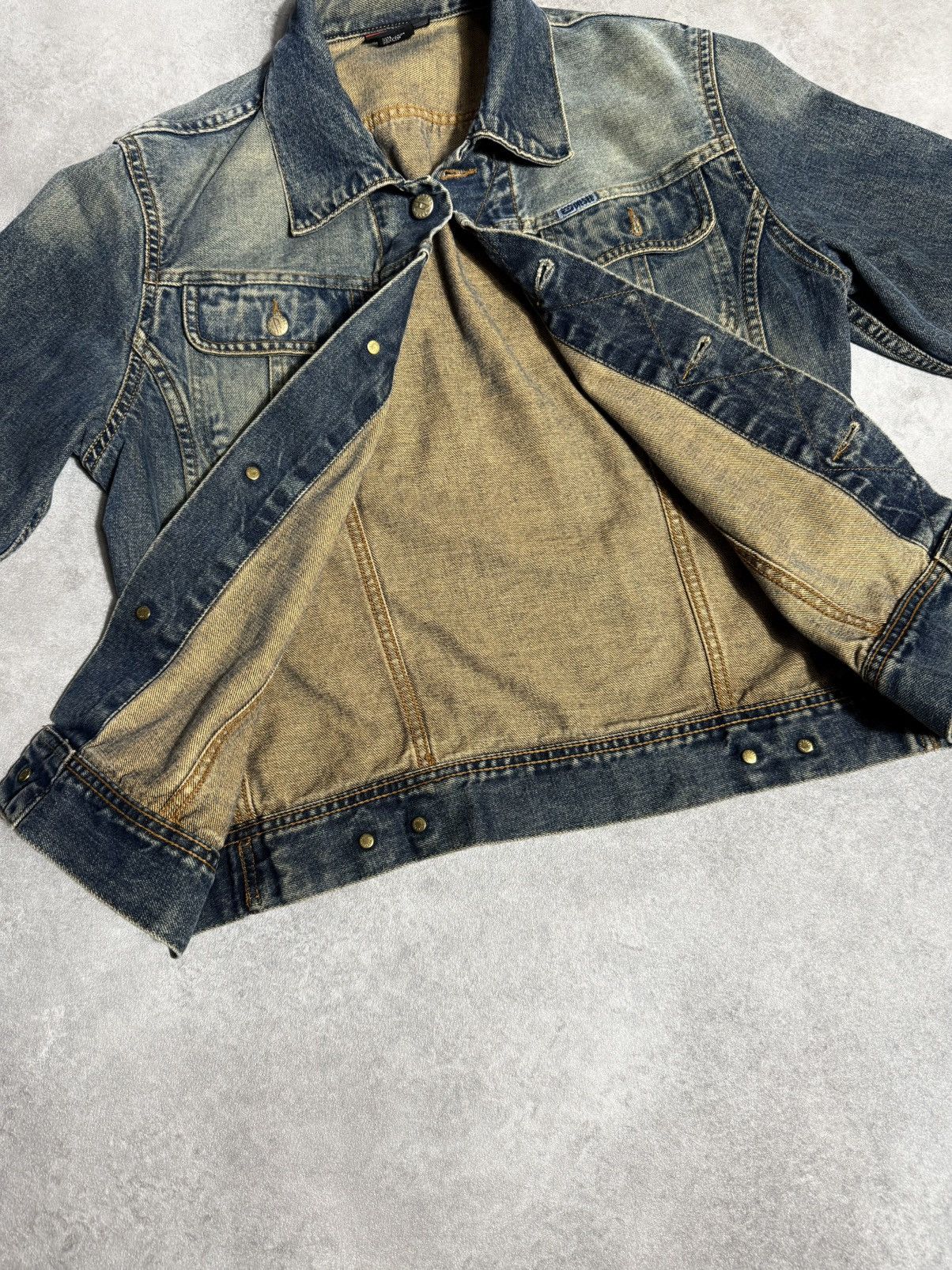 Diesel × Vintage Diesel Denim Washed Jacket Ruined Effect 00s Size S / US 4 / IT 40 - 6 Thumbnail