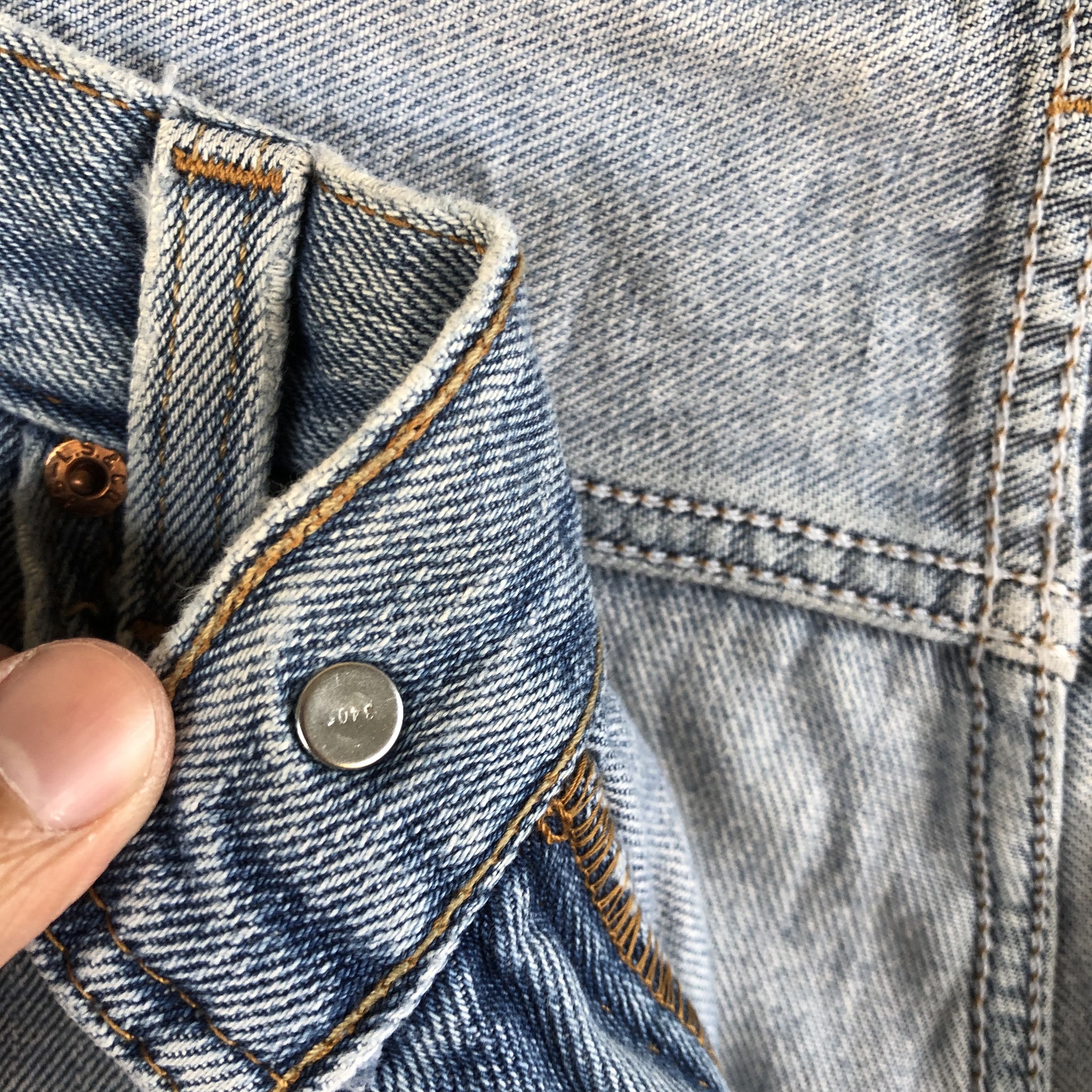 Levi's Vintage Levi's 550 Sun Faded Jeans Levis Light Wash Denim Size US 36 / EU 52 - 7 Thumbnail