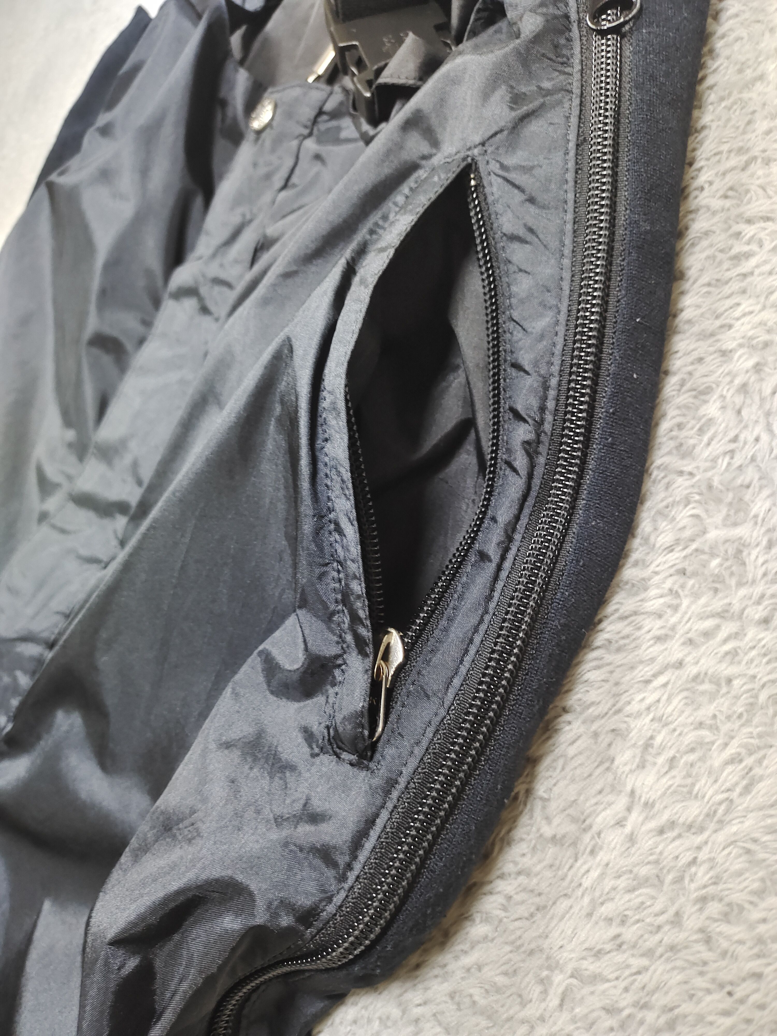 The North Face The North Face Utility Overall Nylon laminated with Goretex Size US 29 - 10 Thumbnail