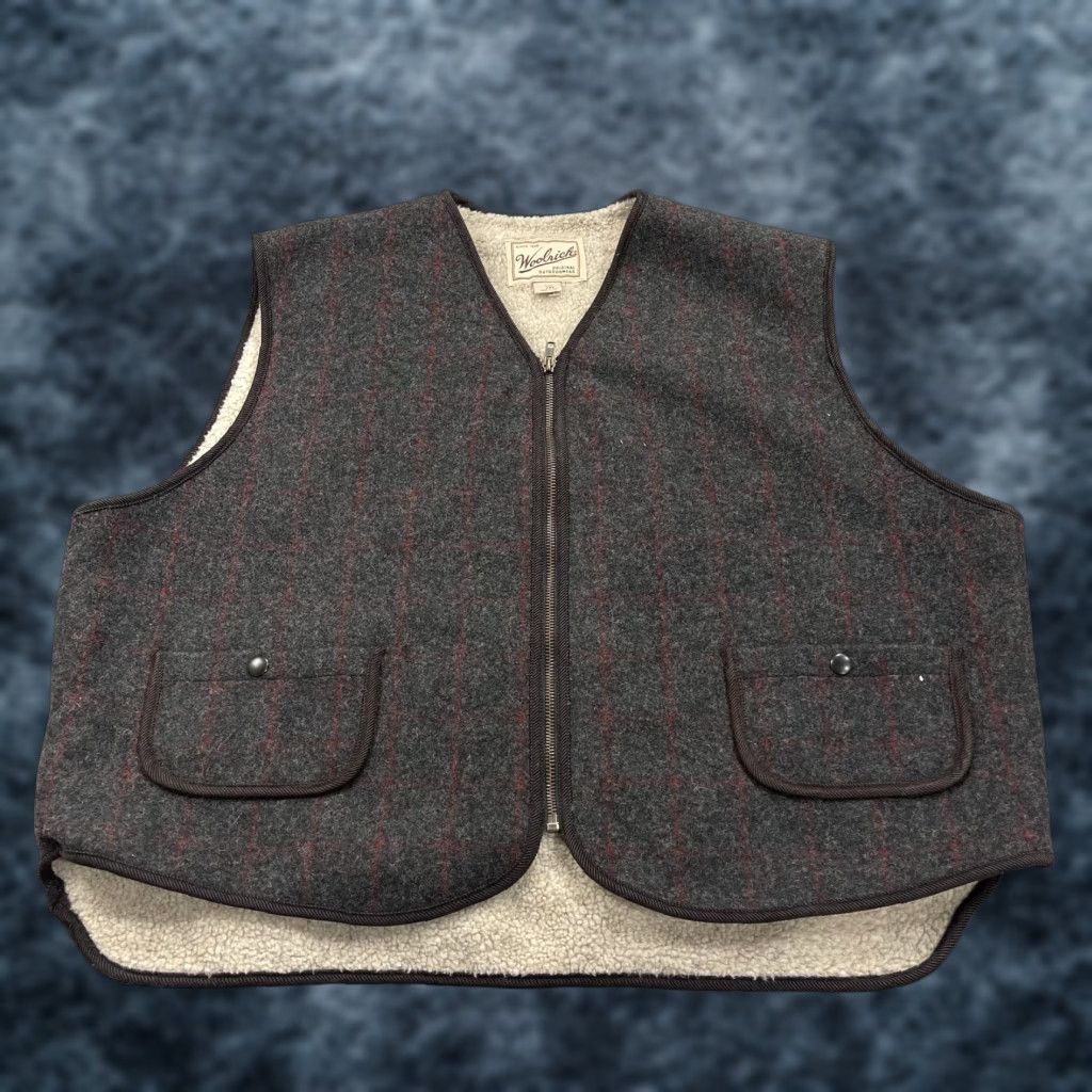 Vintage VINTAGE Woolrich Vest Mens 2XL Gray Plaid Wool Sherpa Lined Full Zip Outdoor Woolrich Vest Mens 2XL Gray Plaid Wool Sherpa Lined Zip Pockets Size US XXL / EU 58 / 5 - 1 Thumbnail