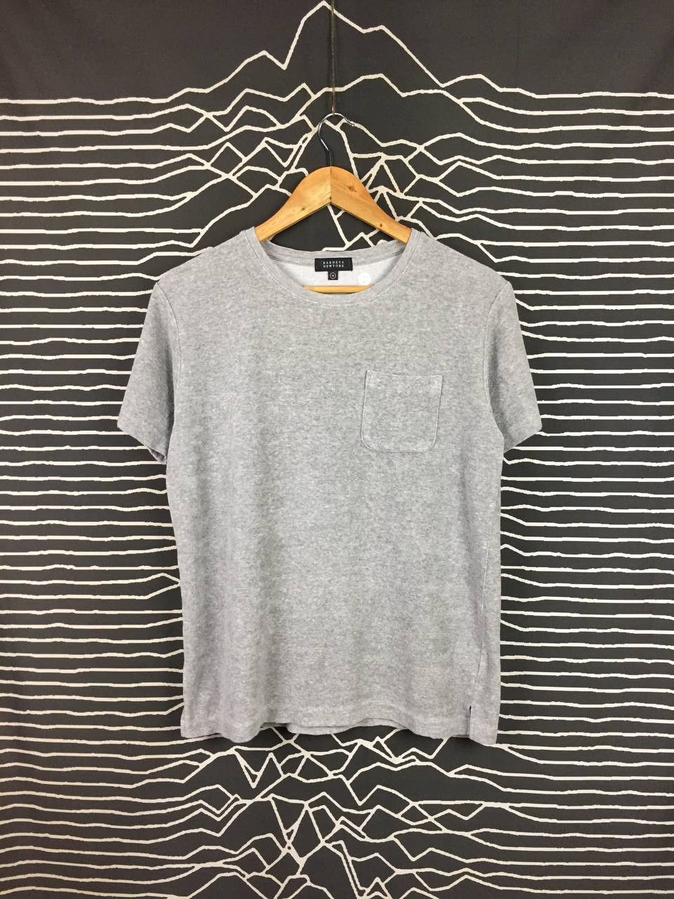 Barneys New York Barneys New York Made In Japan Minimalist Pocket Tee Size US M / EU 48-50 / 2 - 2 Thumbnail