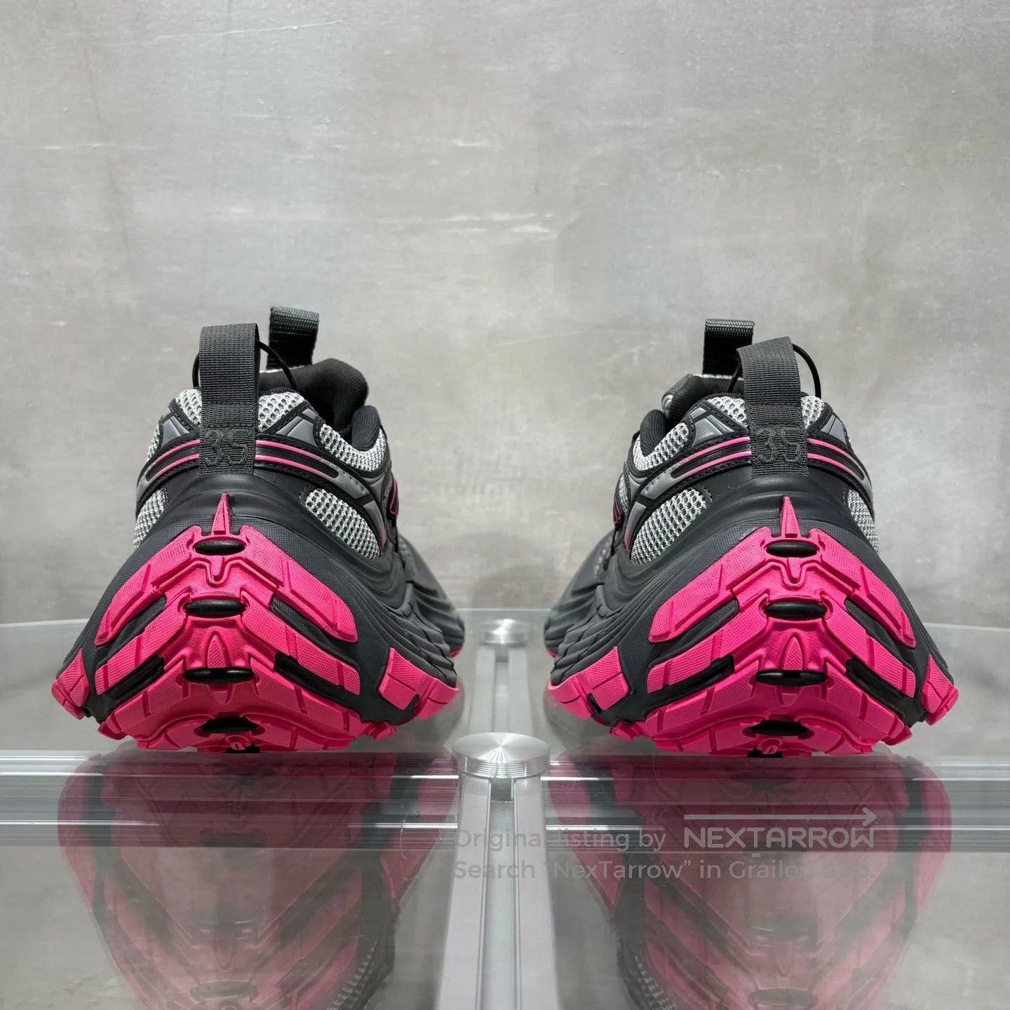 Balenciaga Balenciaga Thick-soled dad shoes in black and pink Size US 4.5 / IT 34.5 - 6 Thumbnail