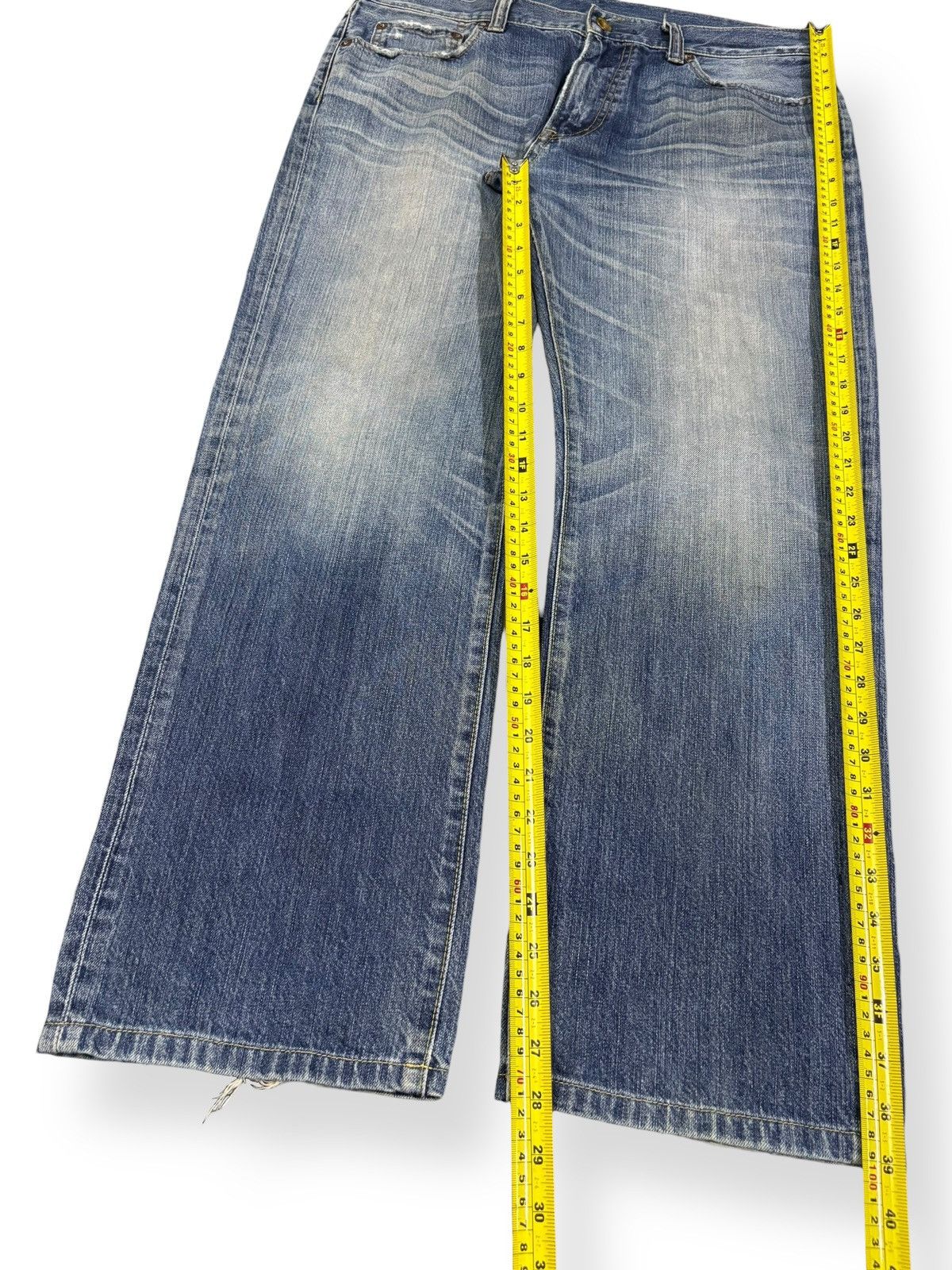 Undercover × Uniqlo Vintage Japanese Brand Uniqlo S002 Blue Wash Faded Jeans Size US 36 / EU 52 - 12 Thumbnail