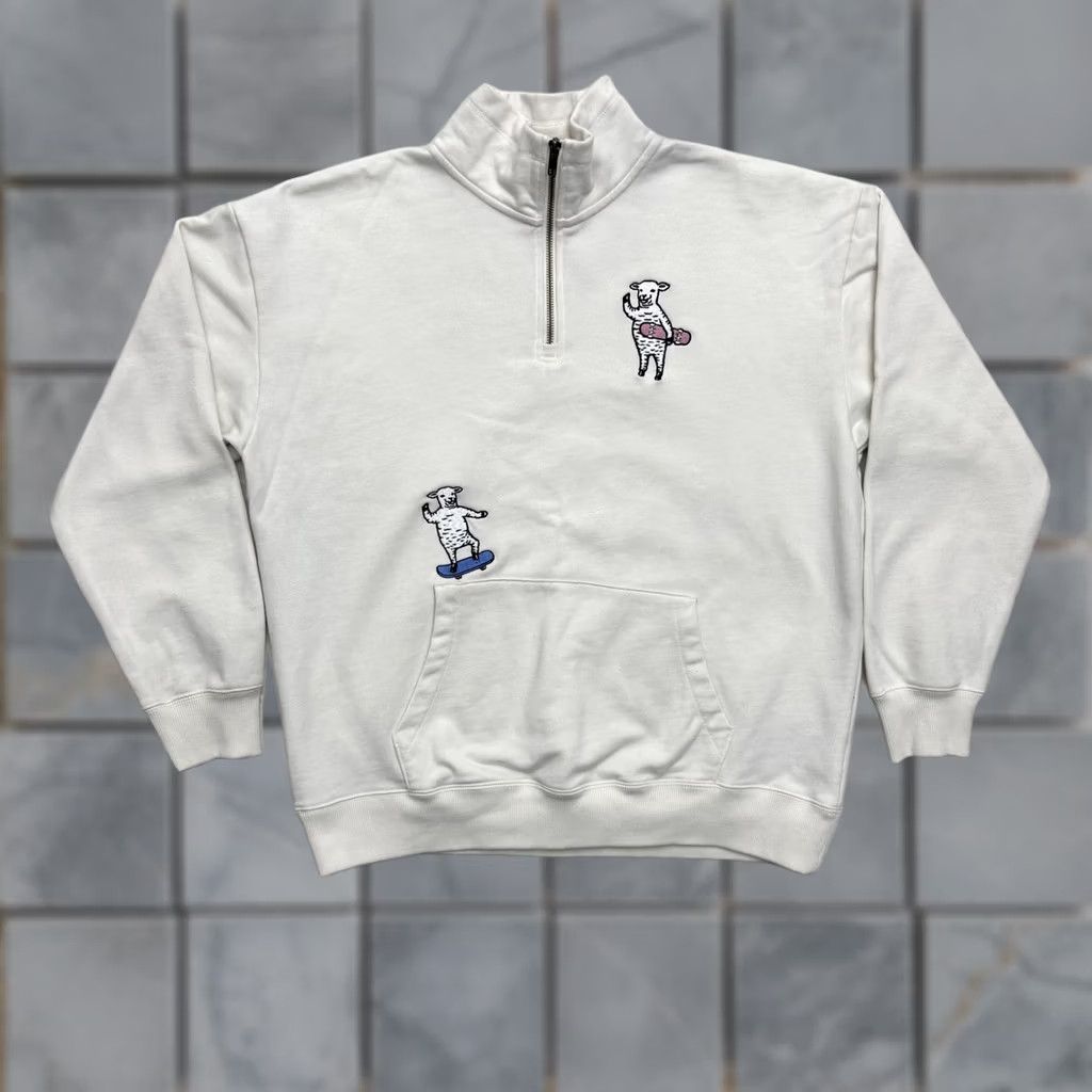 Vintage graniph Sweatshirt Mens M White Graphic Print 1/4 Zip Pullover Lambchop Skateboarding Animals Sports Pockets Size US M / EU 48-50 / 2 - 1 Thumbnail