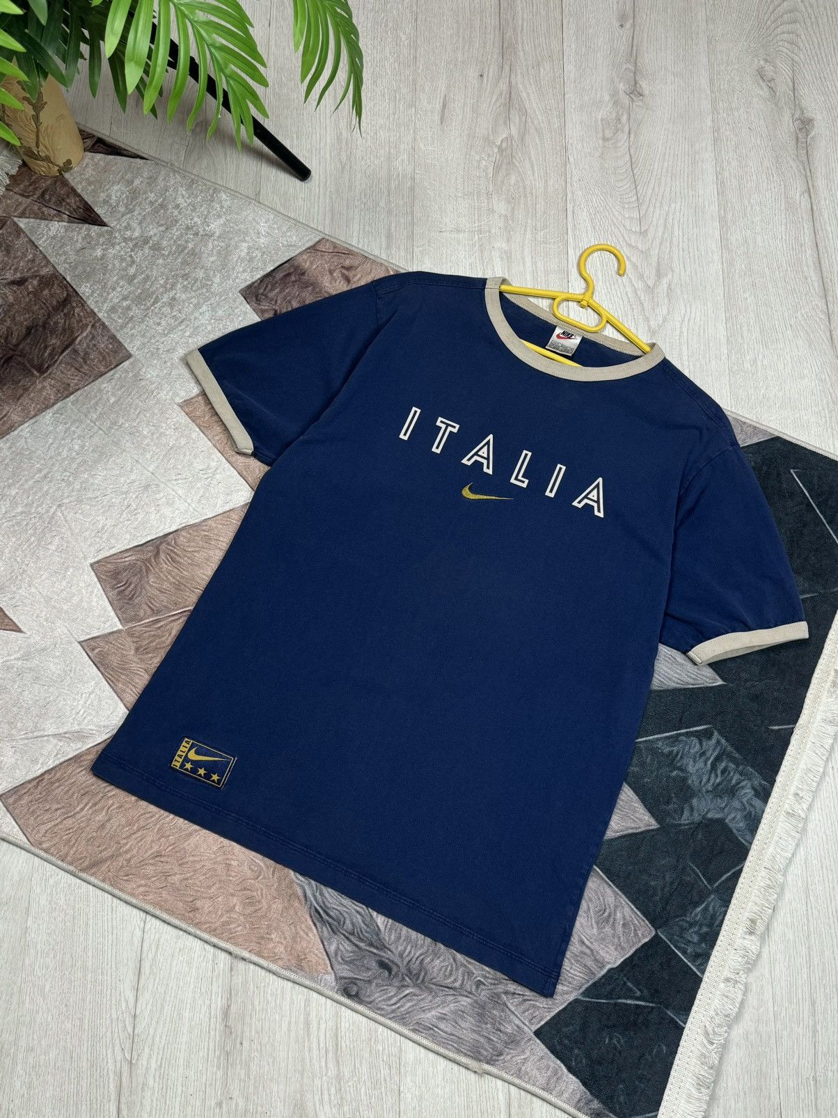 Nike NIKE VINTAGE ITALY 🇮🇹 TEE T SHIRT SIZE M Size US M / EU 48-50 / 2 - 14 Thumbnail