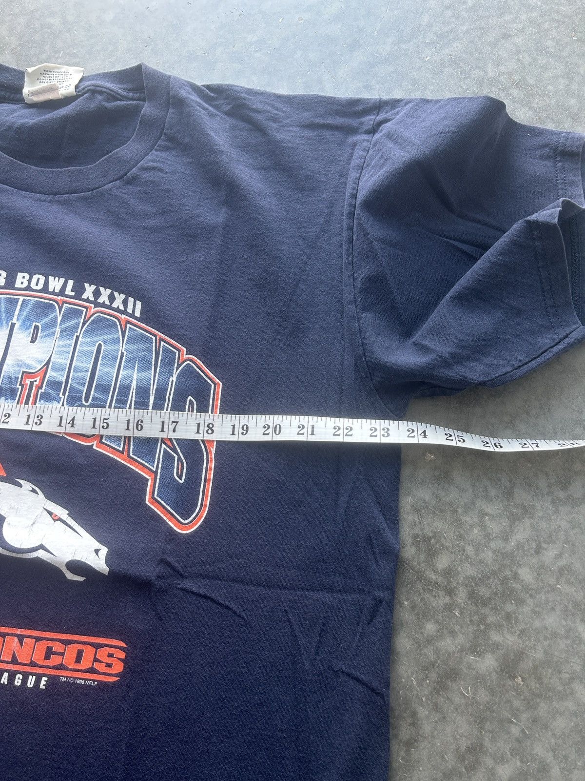 NFL × Vintage Vintage Y2K Denver Broncos Super Bowl Champions Graphic Tee Size US XL / EU 56 / 4 - 6 Thumbnail