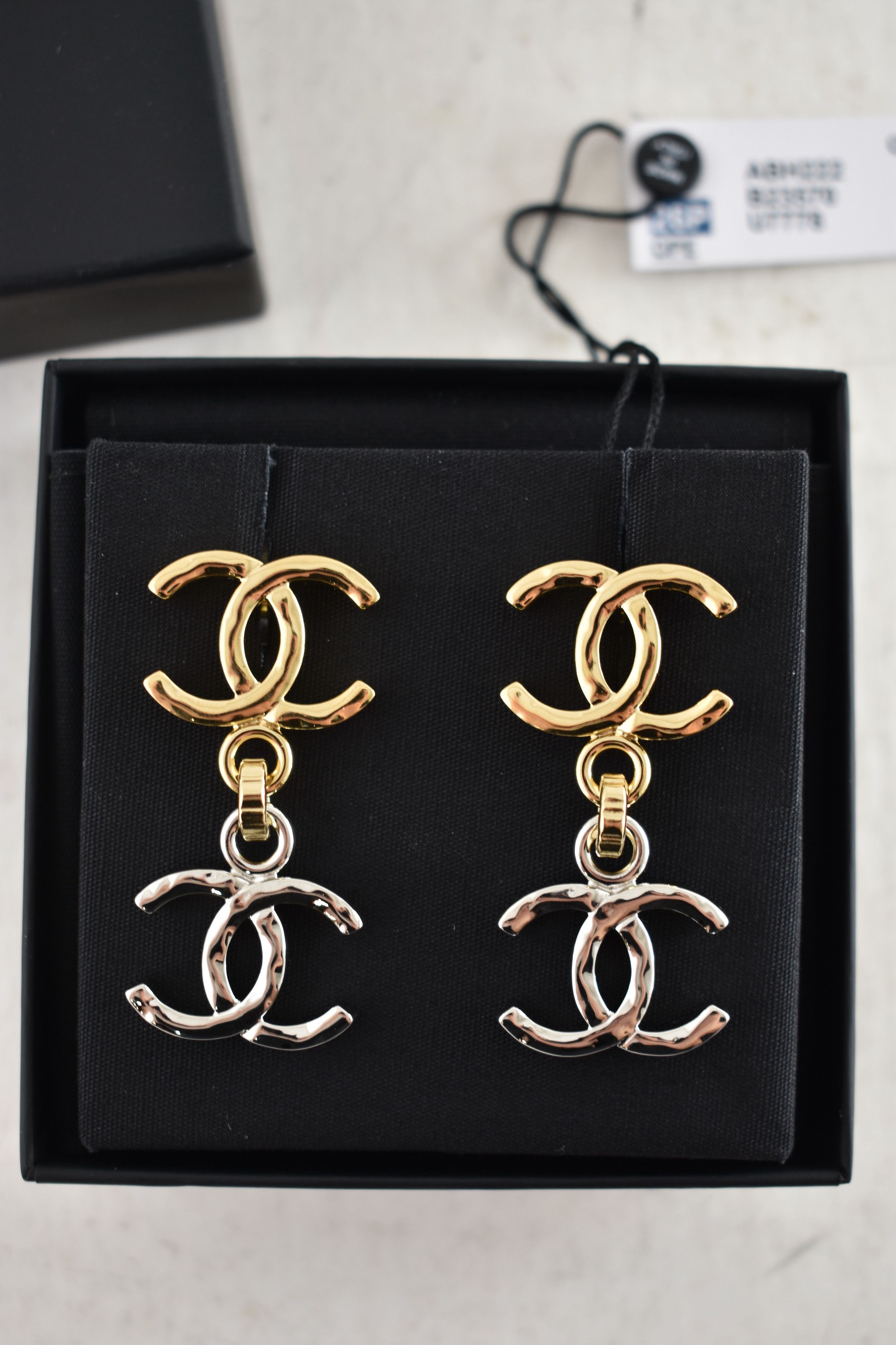 Chanel 26P Silver Mixed Metals XL CC Logo Dangle Drop Earrings Size ONE SIZE - 3 Thumbnail