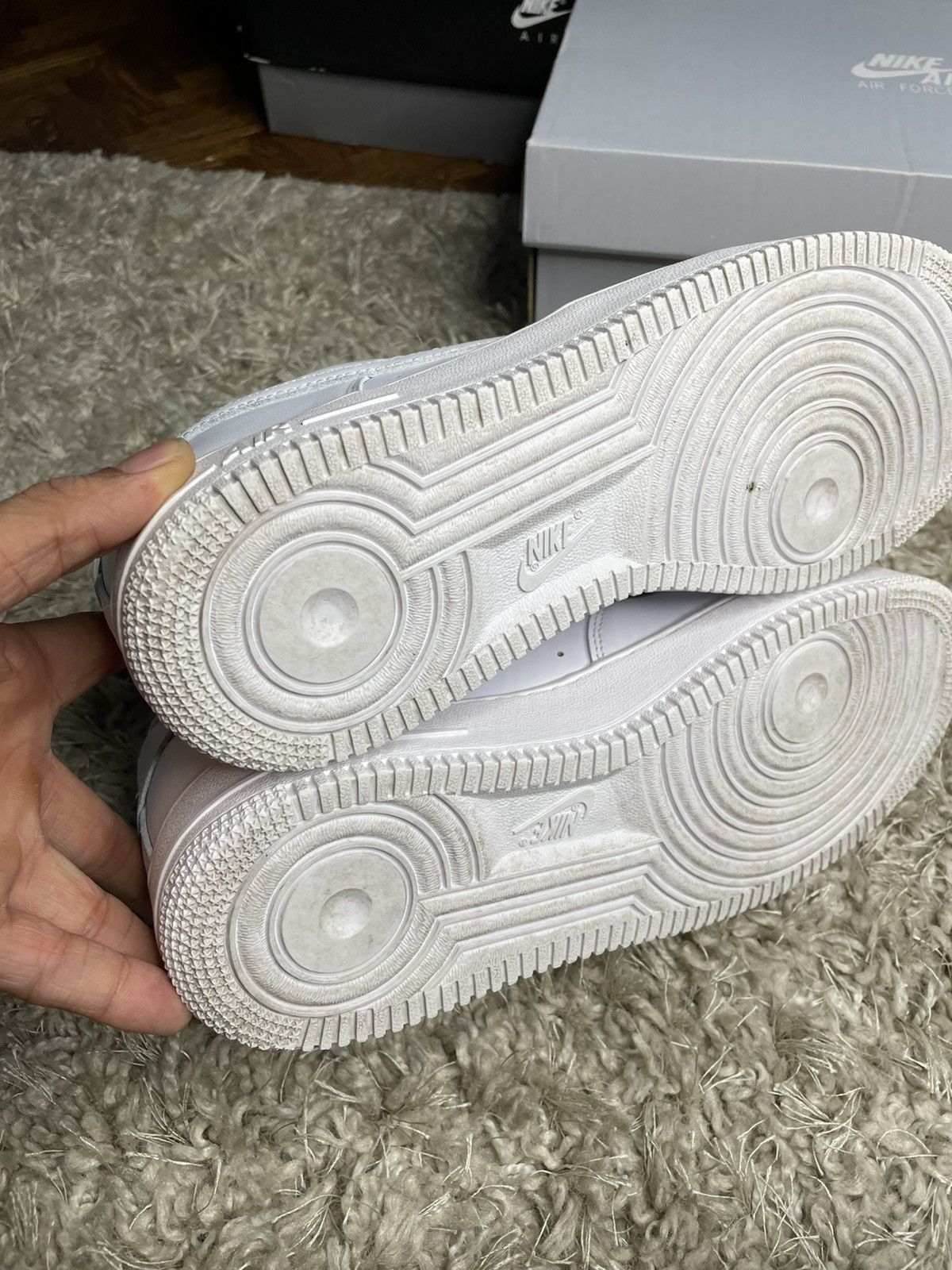 Nike Air Force 1 Triple White Size US 8.5 / EU 41-42 - 10 Thumbnail