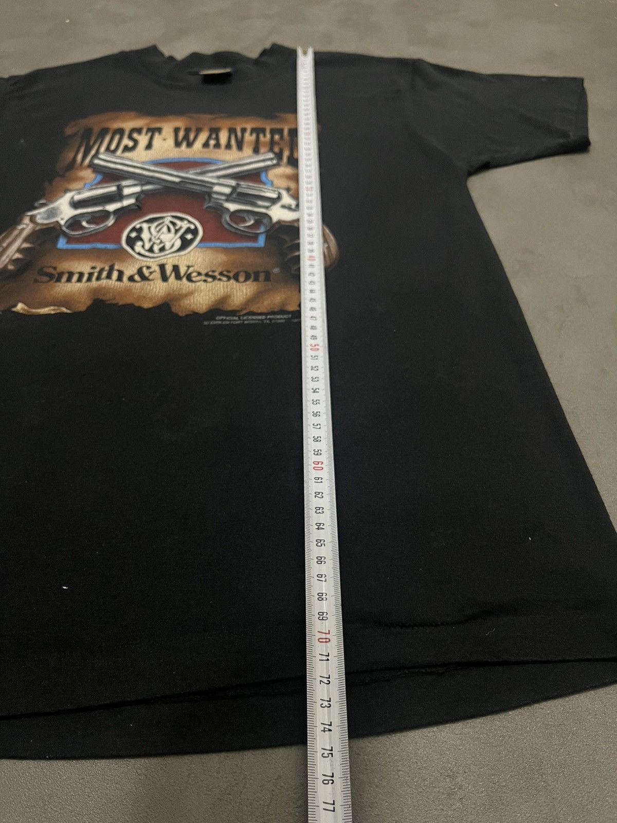 Vintage Vintage Smith & Wesson most wanted graphic t-shirt Size US L / EU 52-54 / 3 - 11 Thumbnail