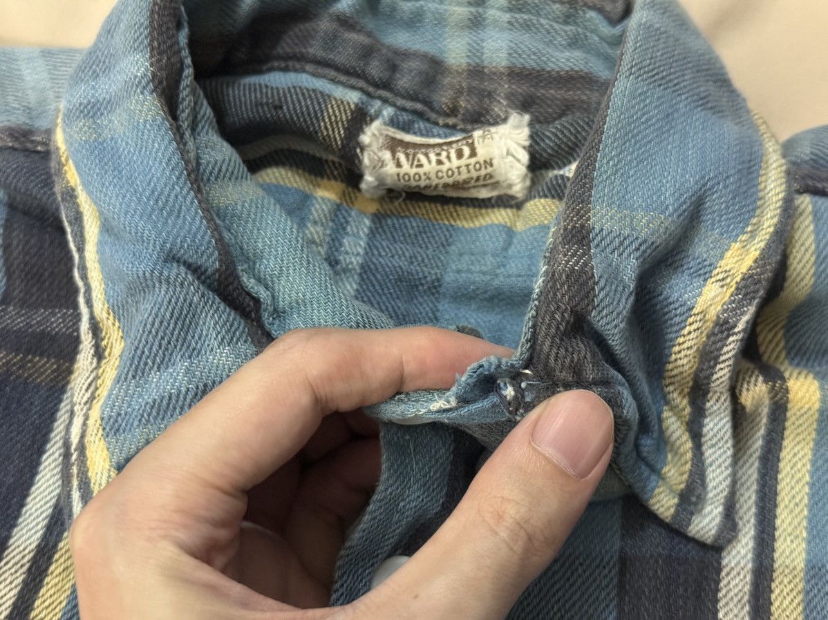 Vintage Vintage 60s 70s Montgomery Ward Flannel Shirt Big Size Size US XL / EU 56 / 4 - 10 Thumbnail