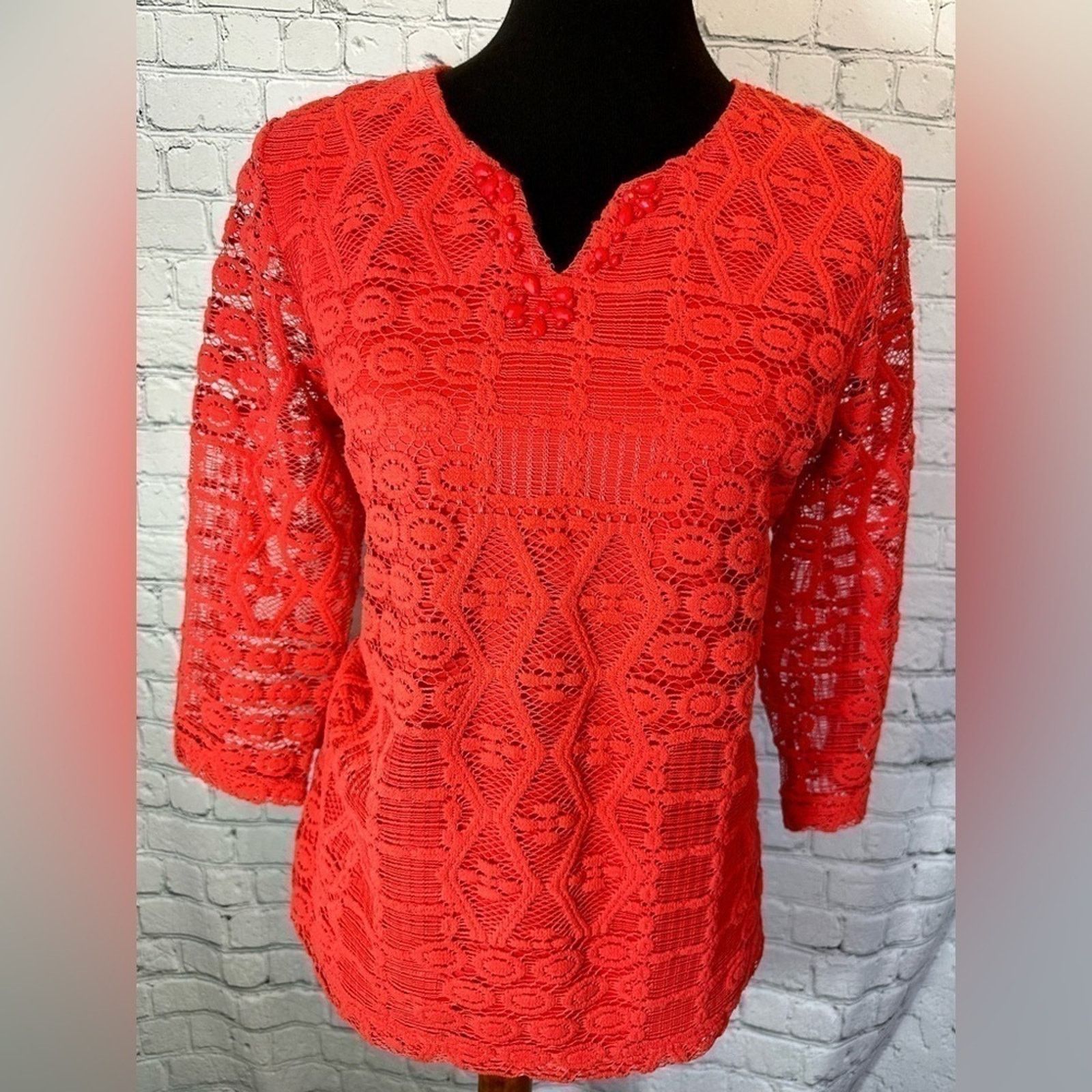 Designer Chic Red Lace Tunic Top Size M / US 6-8 / IT 42-44 - 1 Thumbnail
