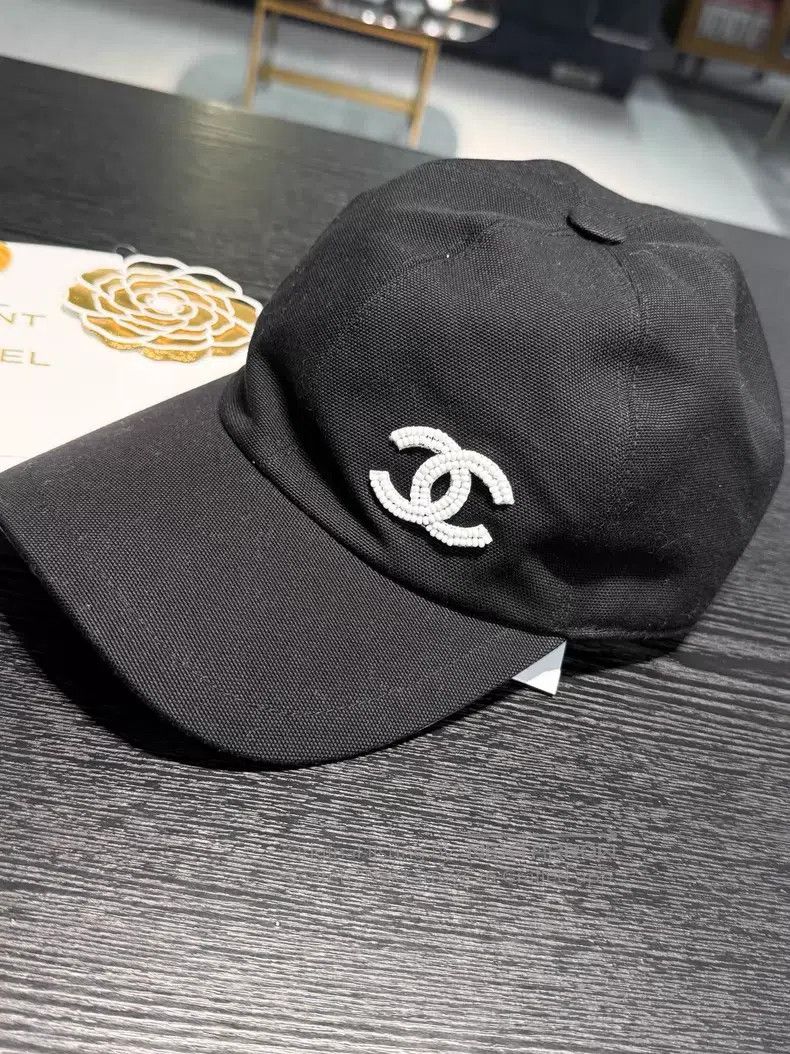 Chanel Chanel 23P black and white beaded double C baseball cap ca Size ONE SIZE - 3 Thumbnail