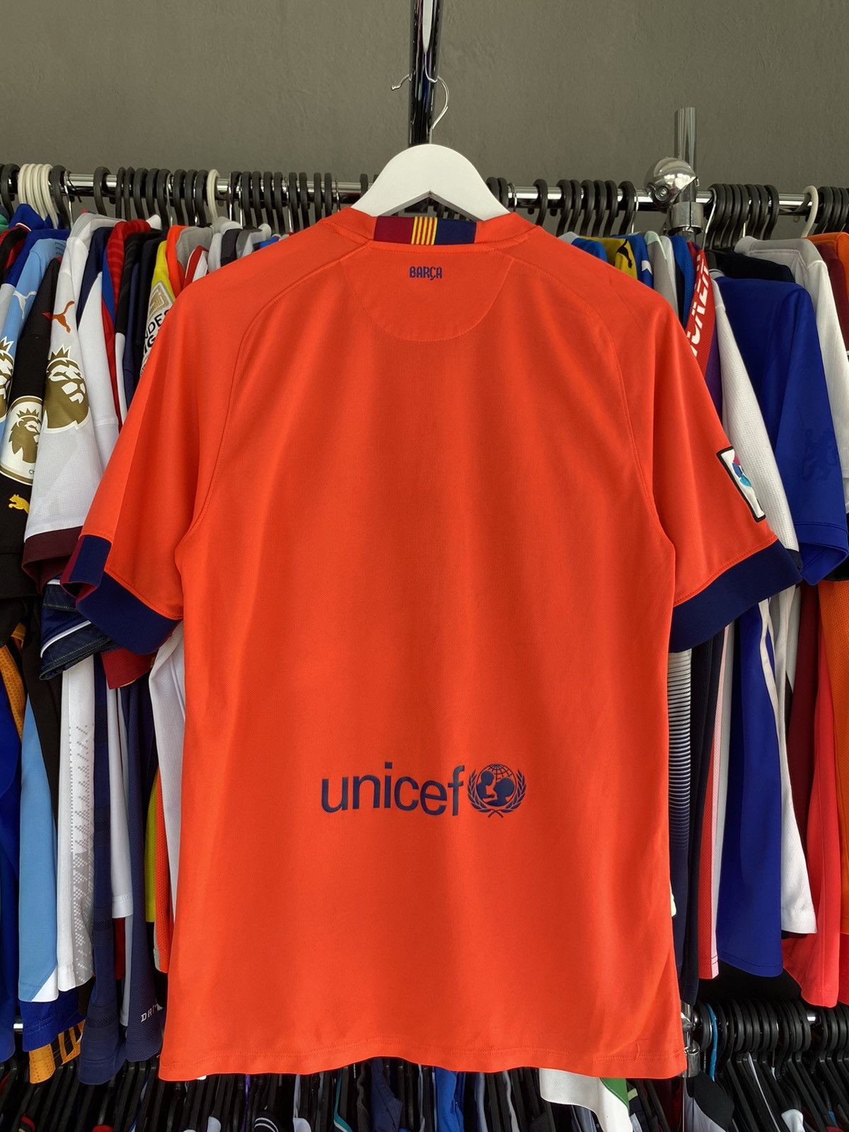 Nike 2014/15 NIKE BARCELONA AWAY SOCCER FOOTBALL JERSEY SHIRT Size US M / EU 48-50 / 2 - 2 Thumbnail