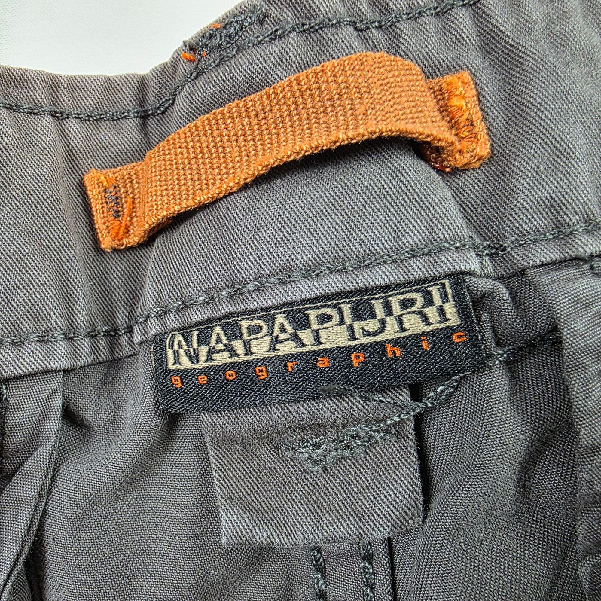 Napapijri Geographic Mens Cargo Shorts Size 40 Gray Lightwei