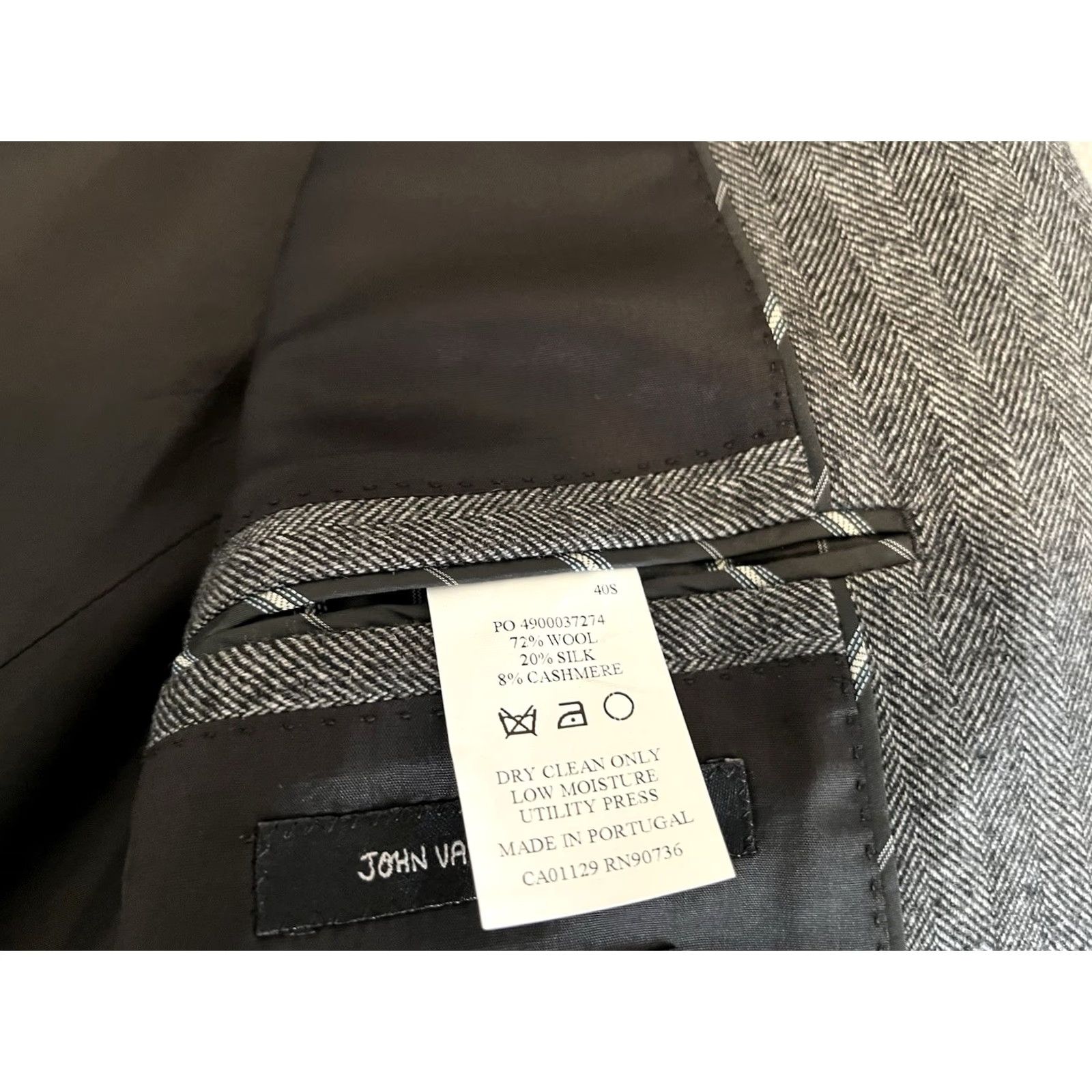 John Varvatos John Varvatos Blazer Jacket Mens 40 Short Wool Silk Cashmere Gray Two Button Wool Blazer Mens 40 Short Gray Size US 40 / EU 56 - 5 Thumbnail