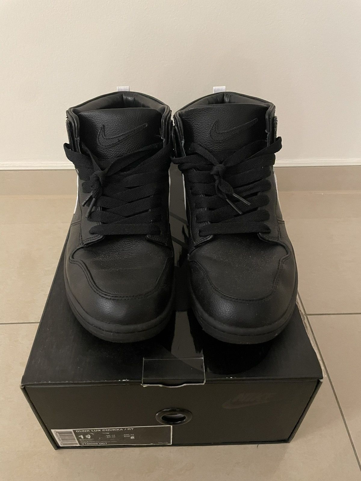 Nike Nike x Riccardo Tisci Dunk Lux Chukka Black US 11 EU 45 Size US 11 / EU 44 - 2 Thumbnail
