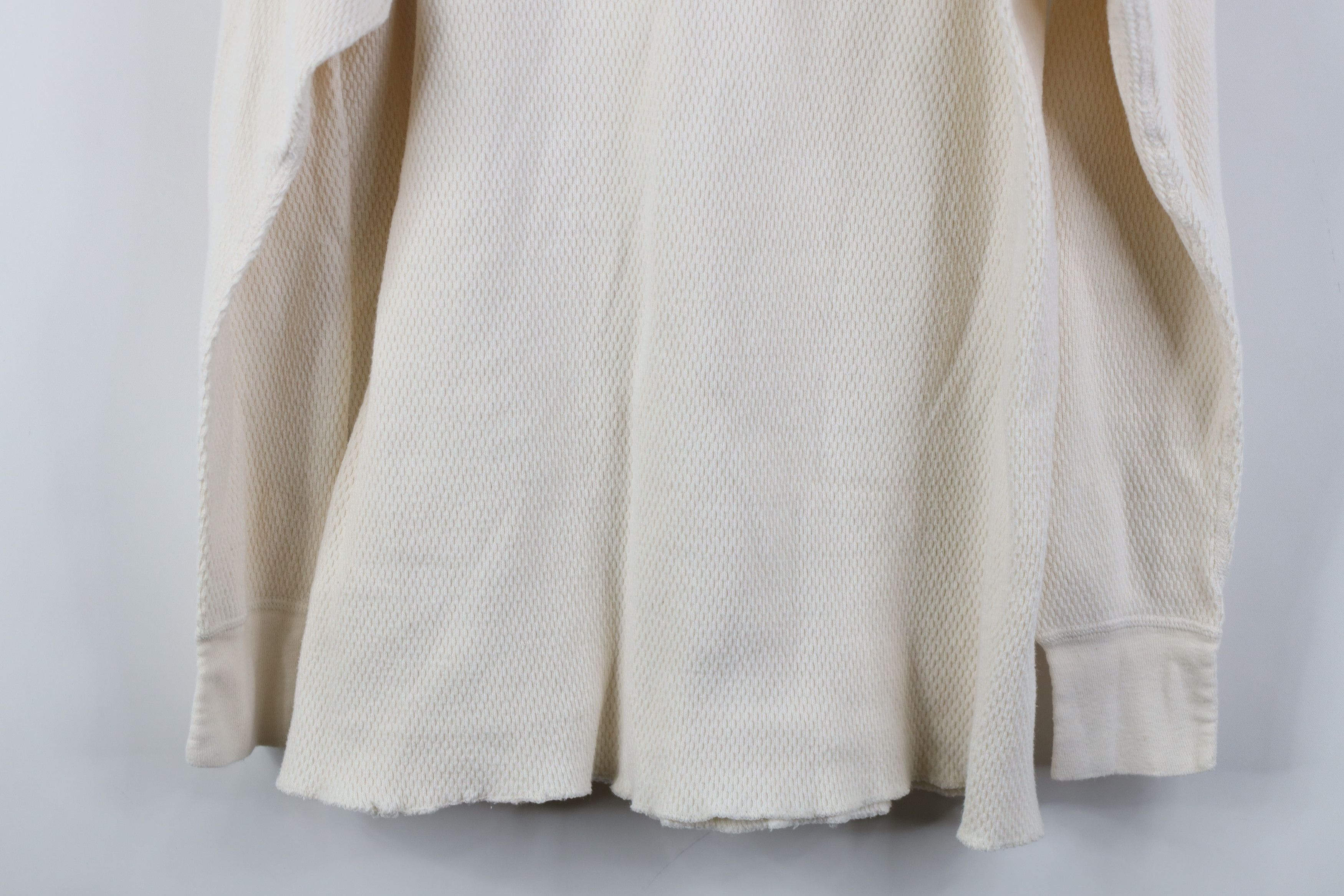 Vintage Vintage 70s Streetwear Waffle Knit Long Sleeve T-Shirt USA Size US L / EU 52-54 / 3 - 11 Thumbnail