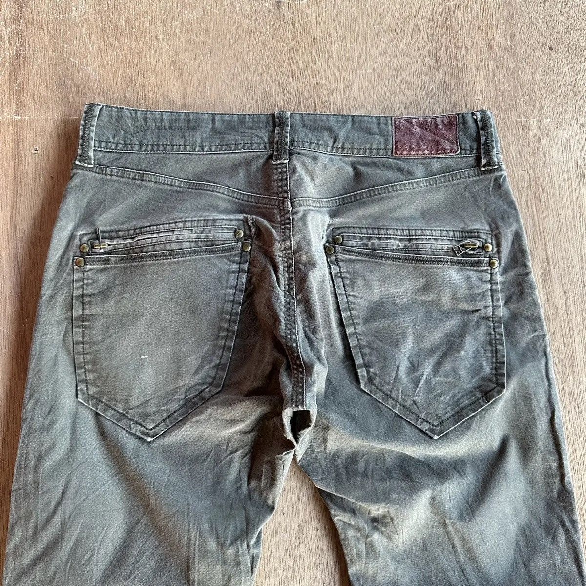 Global Work STEALS💥GLOBALWORK TROUSERS FADED MUDWASH MILITARY VTG PANTS Size US 33 - 11 Thumbnail