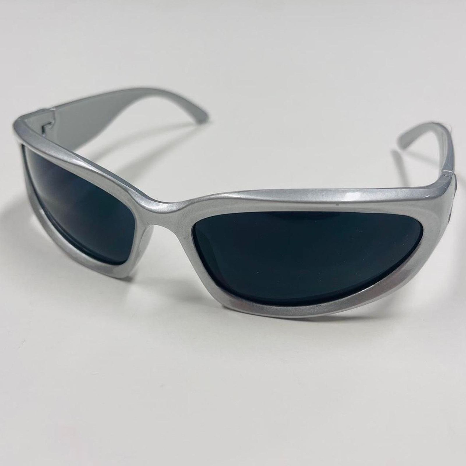 Vintage Y2k 2000s vintage style gray sunglasses Size ONE SIZE - 7 Thumbnail