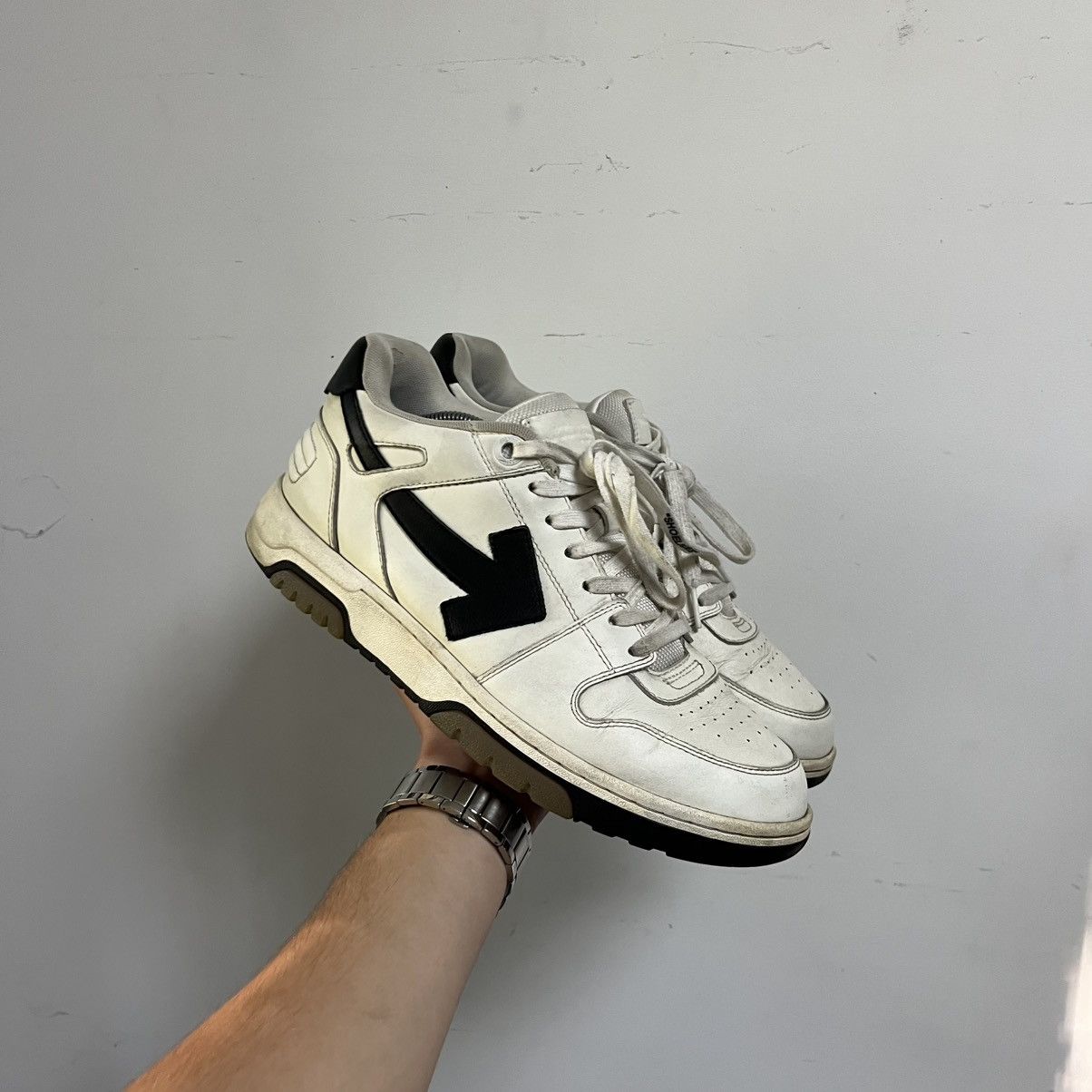 Off-White Off White Out Of Office Size US 11 / EU 44 - 2 Thumbnail