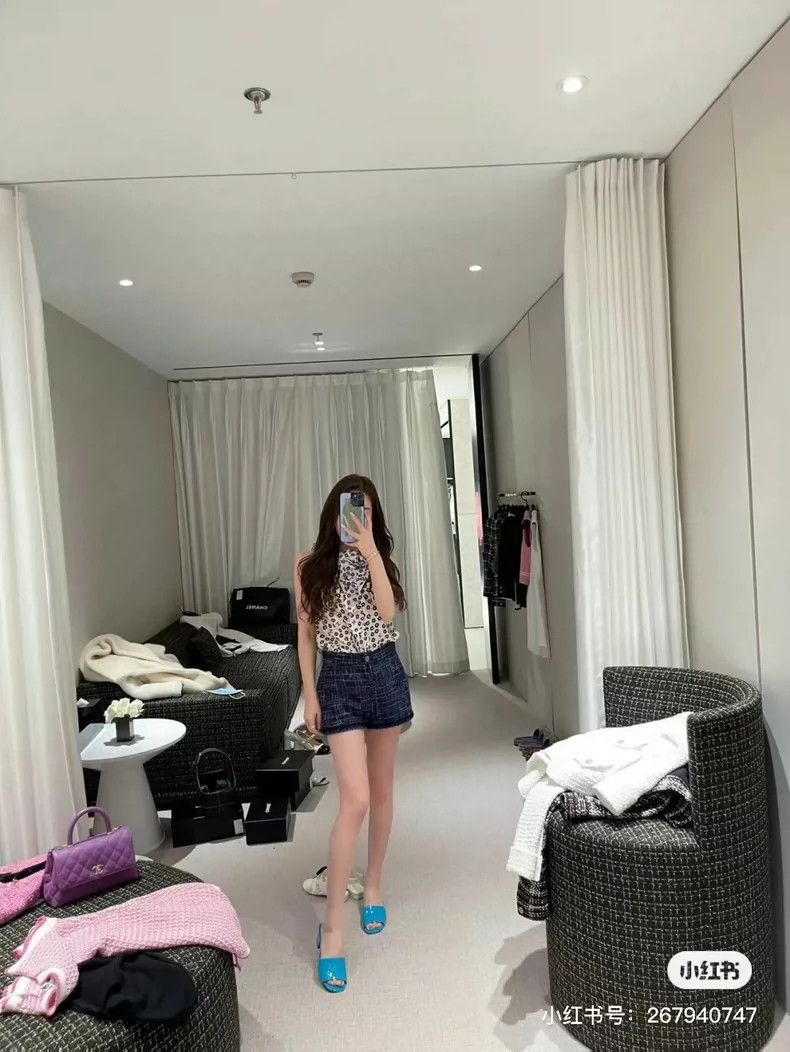 Chanel Chanel Soft tweed knitted shorts Size 25" / US 0 / IT 36 - 2 Thumbnail