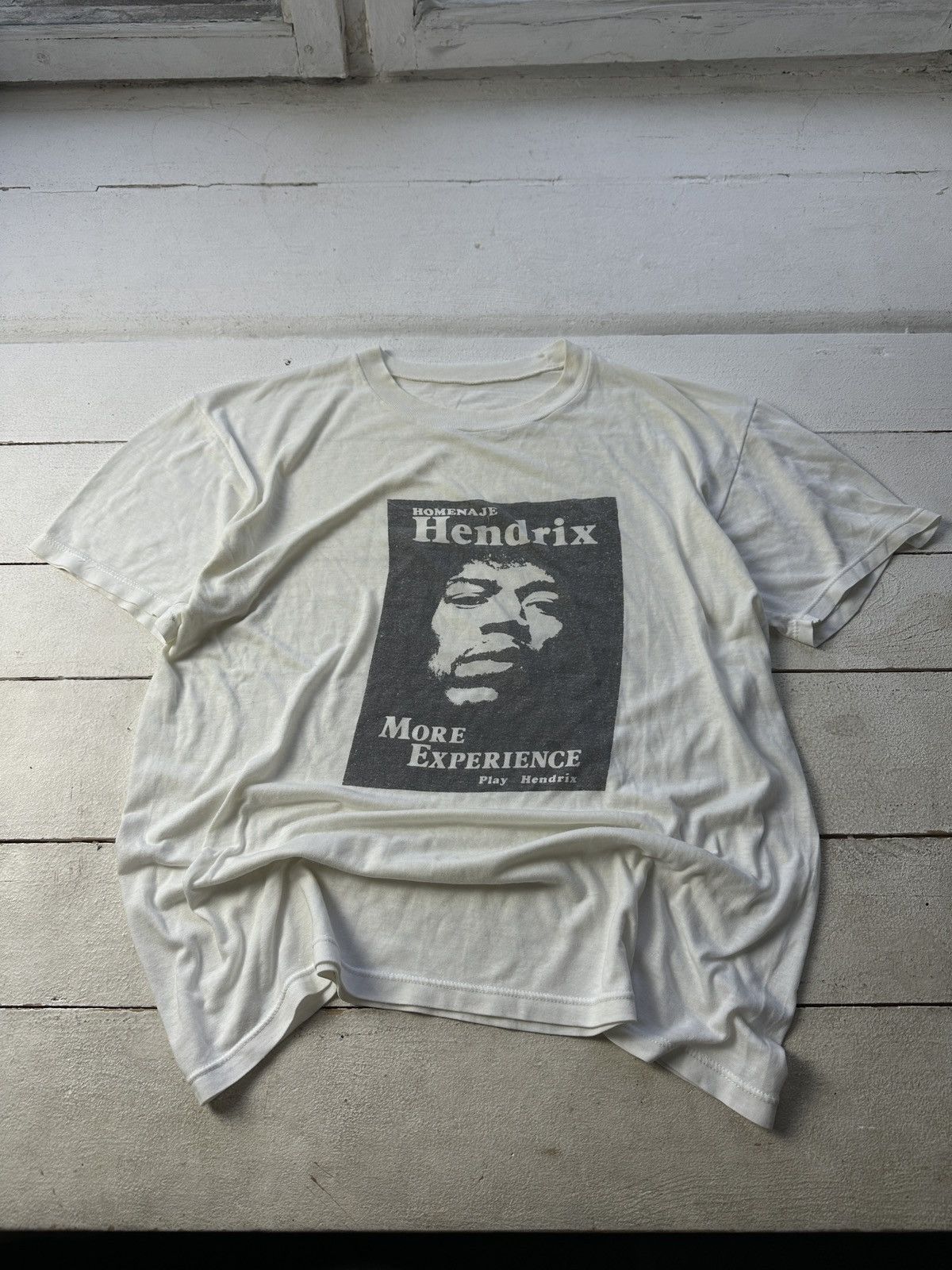 Band Tees 🚨VNTG Jimi Hendrix PAPER THIN WHITE MEN L TEE HOMENAJE Size US L / EU 52-54 / 3 - 1 Thumbnail