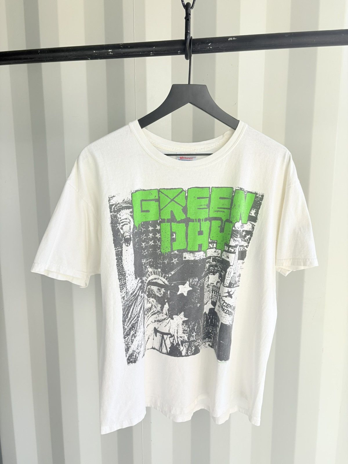 Band Tees Vintage Green Day Shirt Faded Distressed Grunge Boxy Size US XL / EU 56 / 4 - 1 Thumbnail