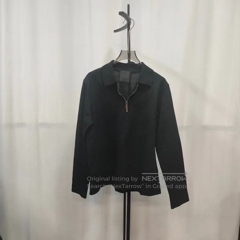 Givenchy Givenchy Fiber Long Sleeve, Size S, Style 241114WLFLB02 Size US S / EU 44-46 / 1 - 1 Thumbnail