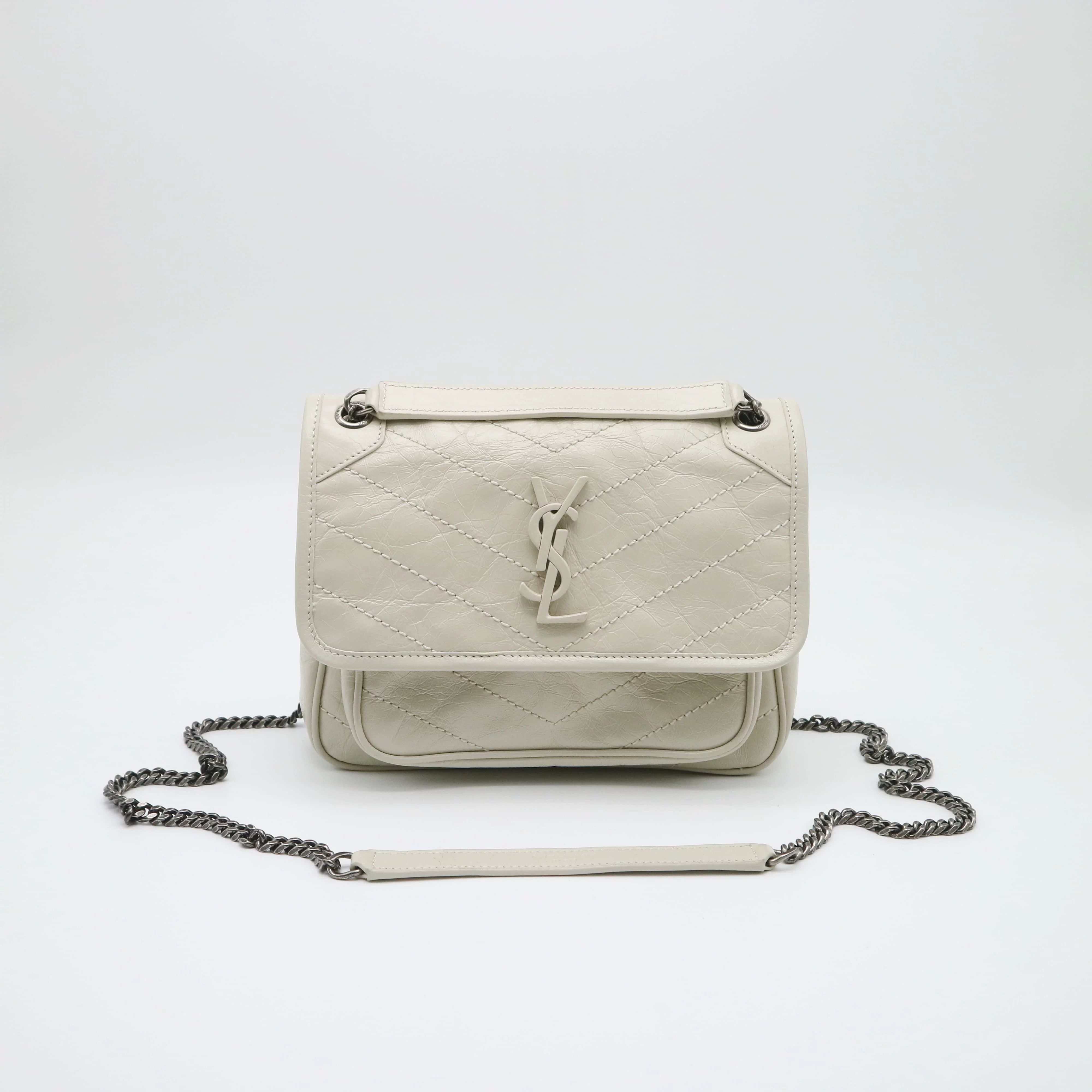 Saint Laurent Paris Pre-loved Bag Very good condition Size ONE SIZE - 1 Thumbnail