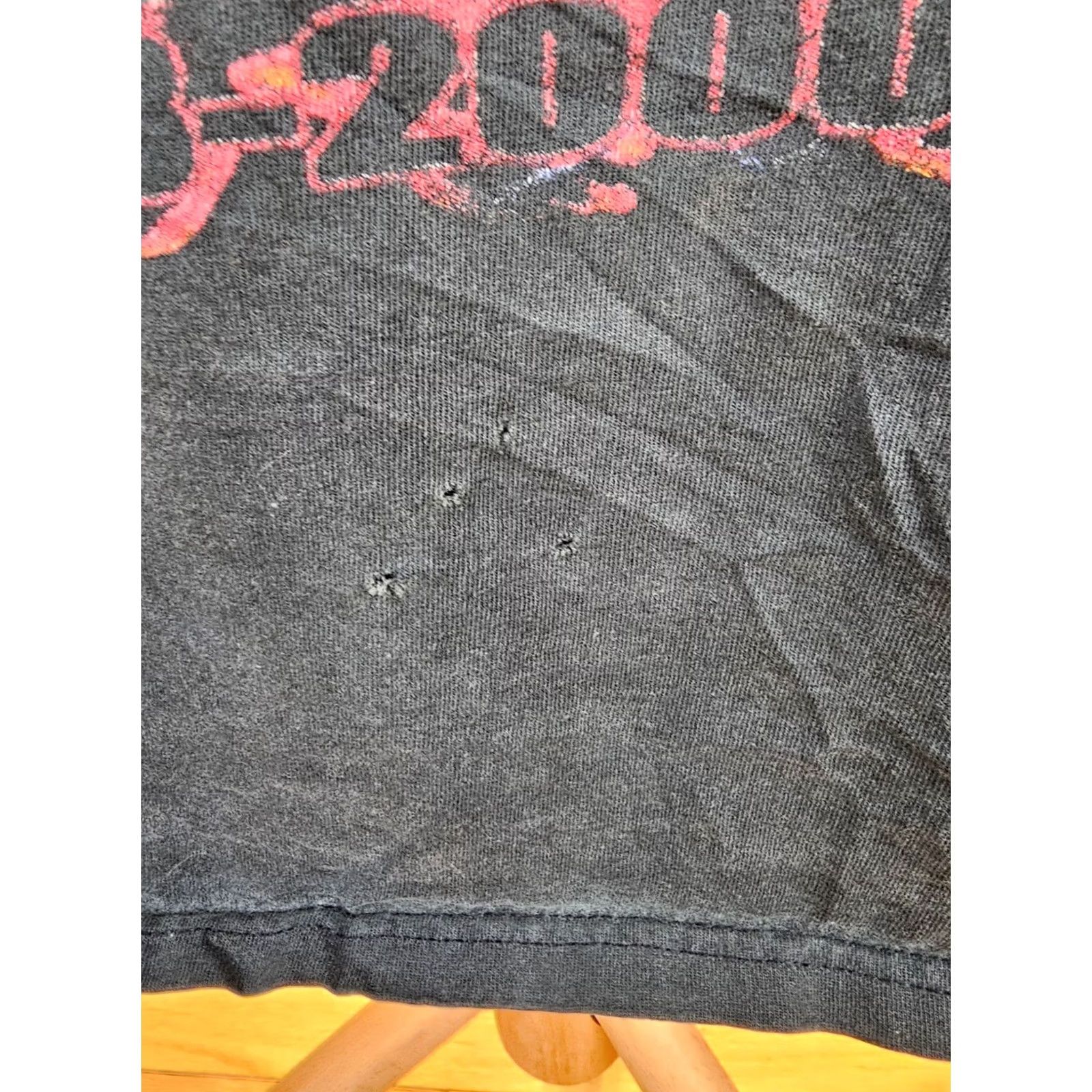 Vintage VINTAGE KISS THE FAREWELL TOUR T-SHIRT XL Black Cotton Jersey Short Sleeve Round Neck 2000 Distressed Trashed Men XL Band Rock Retro USA 1973-2000 Size US XL / EU 56 / 4 - 5 Thumbnail