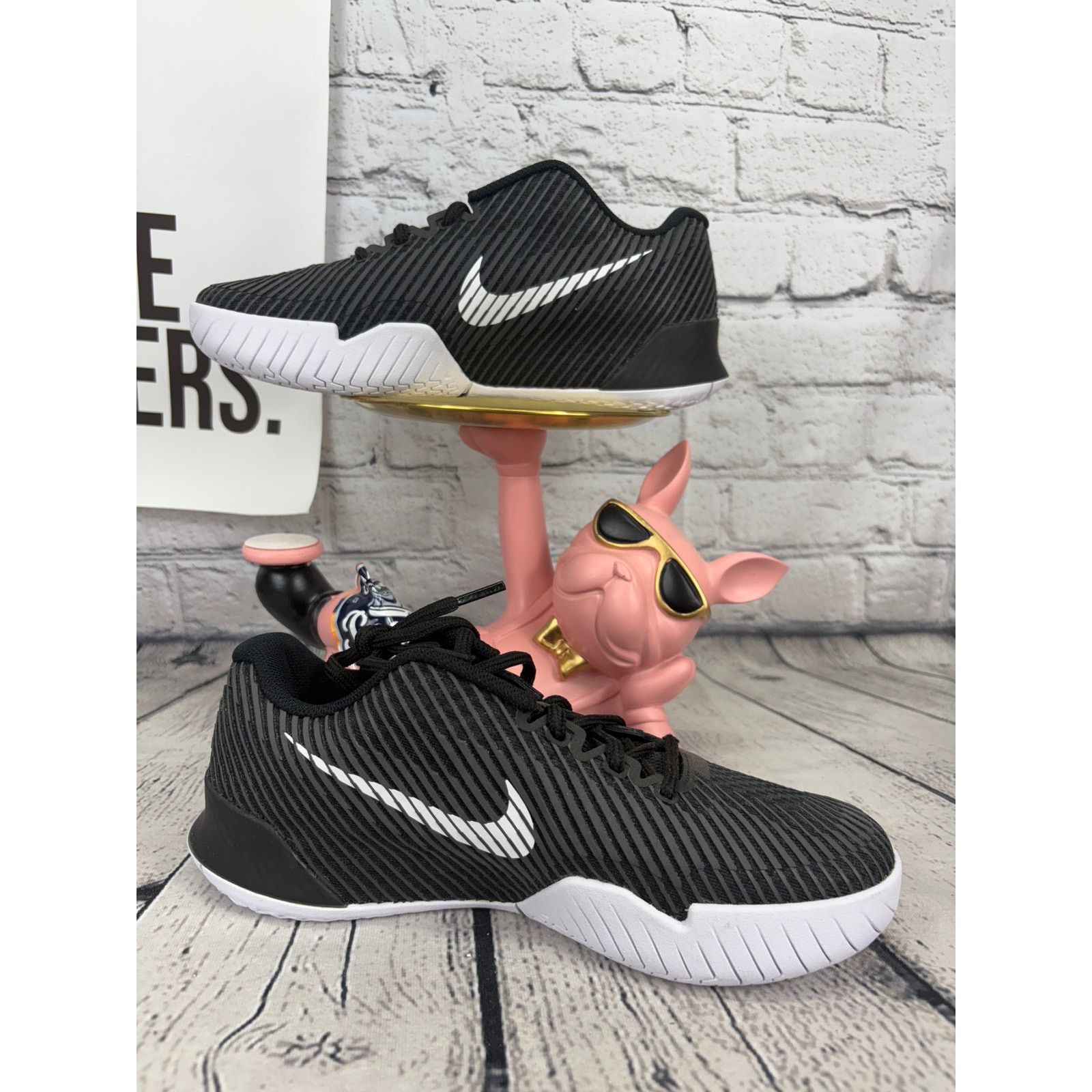 Nike Nike Air Vapor 11 Hard Court Tennis Shoes Women 12 Mens 10.5 Size US 10.5 / EU 43-44 - 6 Thumbnail
