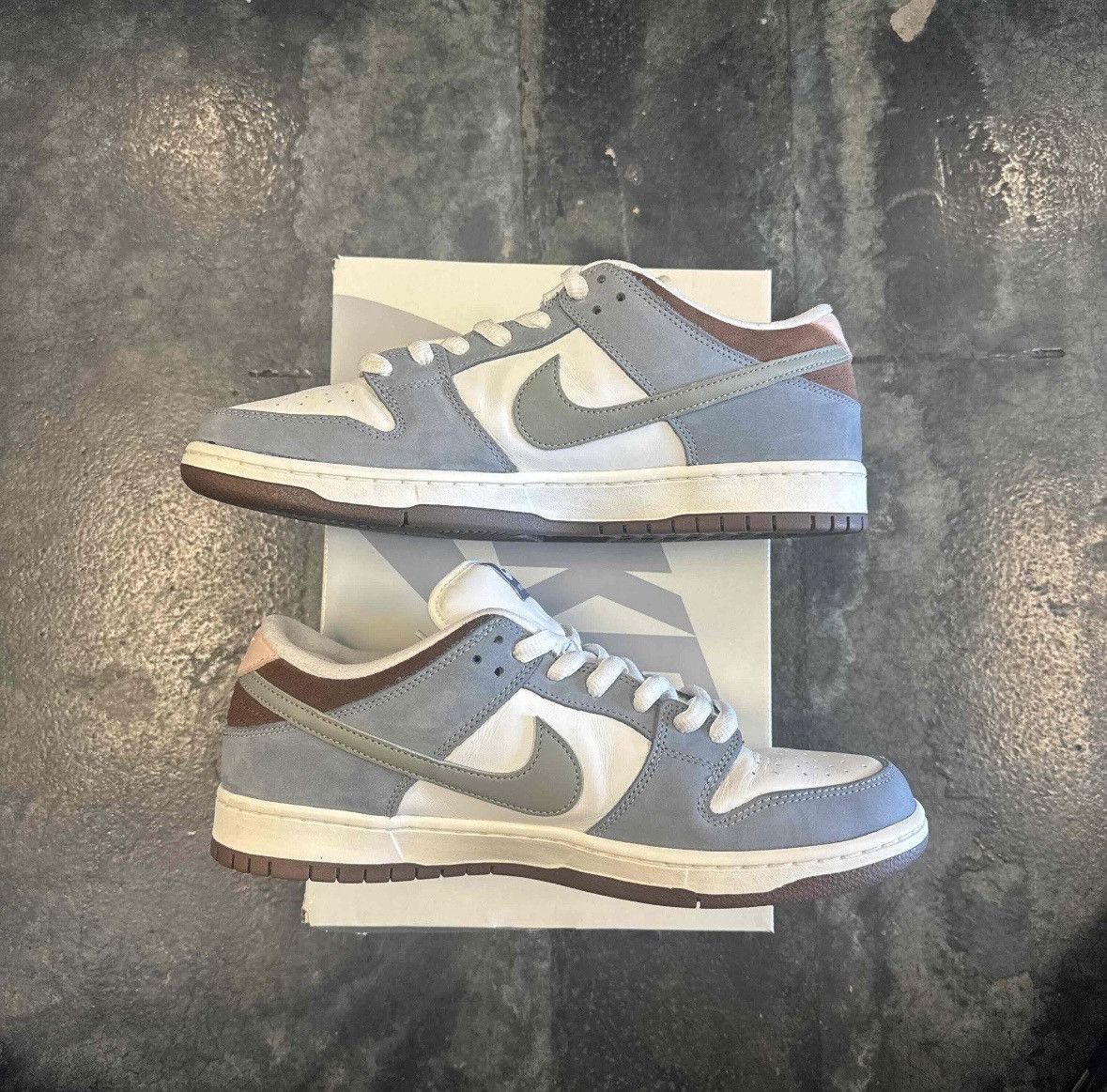 Nike Dunk Low SB Yuto Size US 12 / EU 45 - 2 Thumbnail