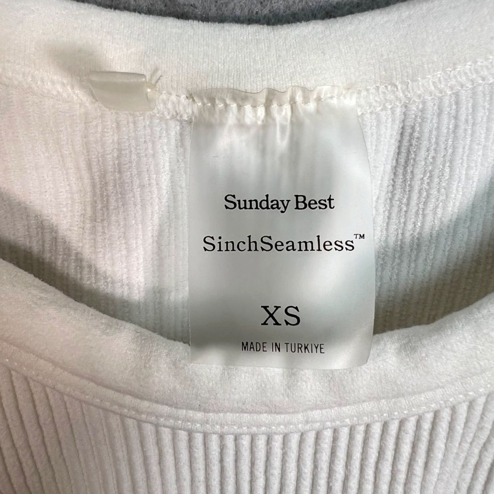 Vintage Sunday Best Tank Womens XS White Sleeveless Seamless Cropped Cotton Elastane Shirt? Size XS / US 0-2 / IT 36-38 - 3 Thumbnail