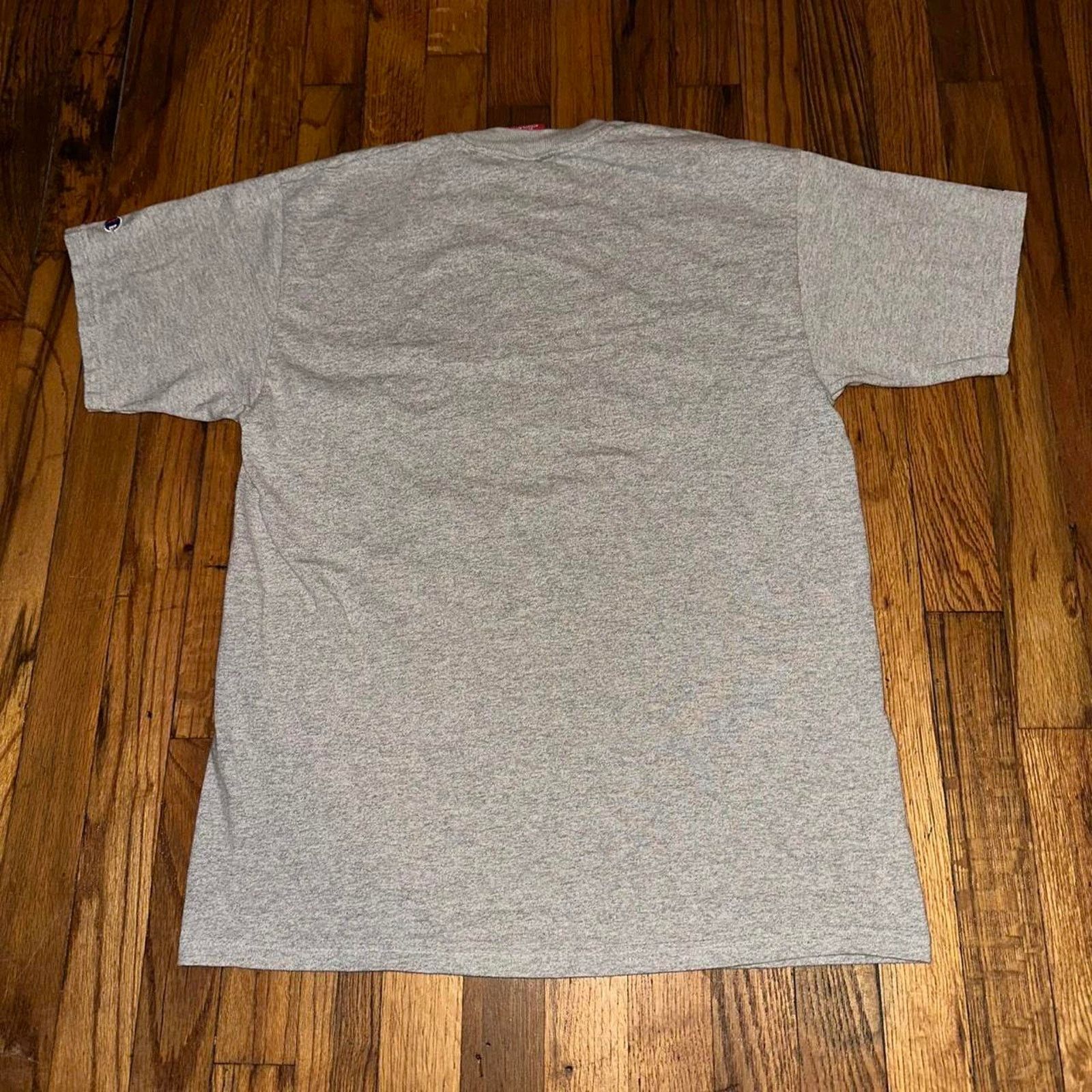 Champion × MLB × Vintage Champion Atlanta Braves Embroidered T Shirt MLB size L 20x27 Size US L / EU 52-54 / 3 - 6 Thumbnail