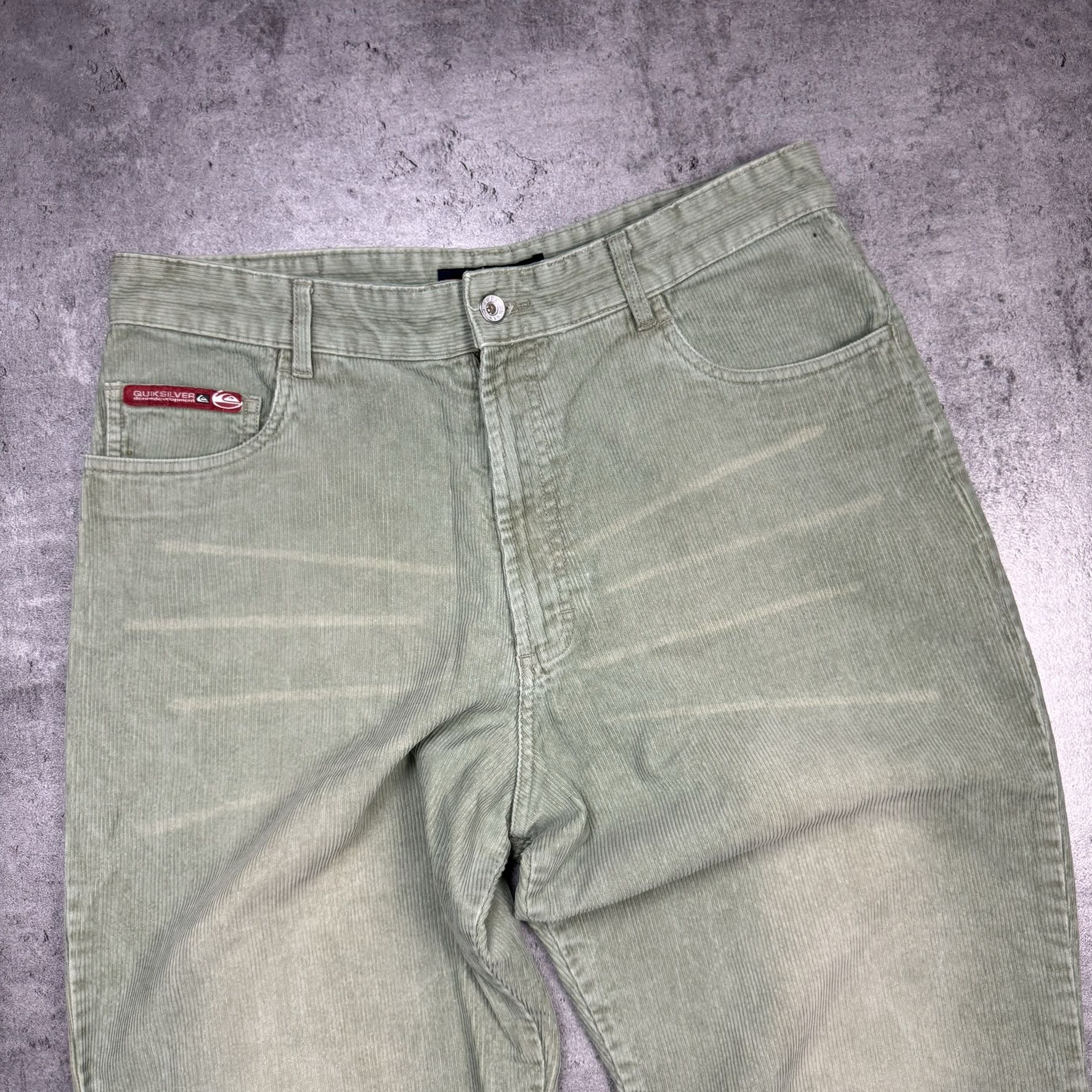 Quiksilver × Vintage Green corduroy trousers vintage Quiksilver Size US 32 / EU 48 - 2 Thumbnail
