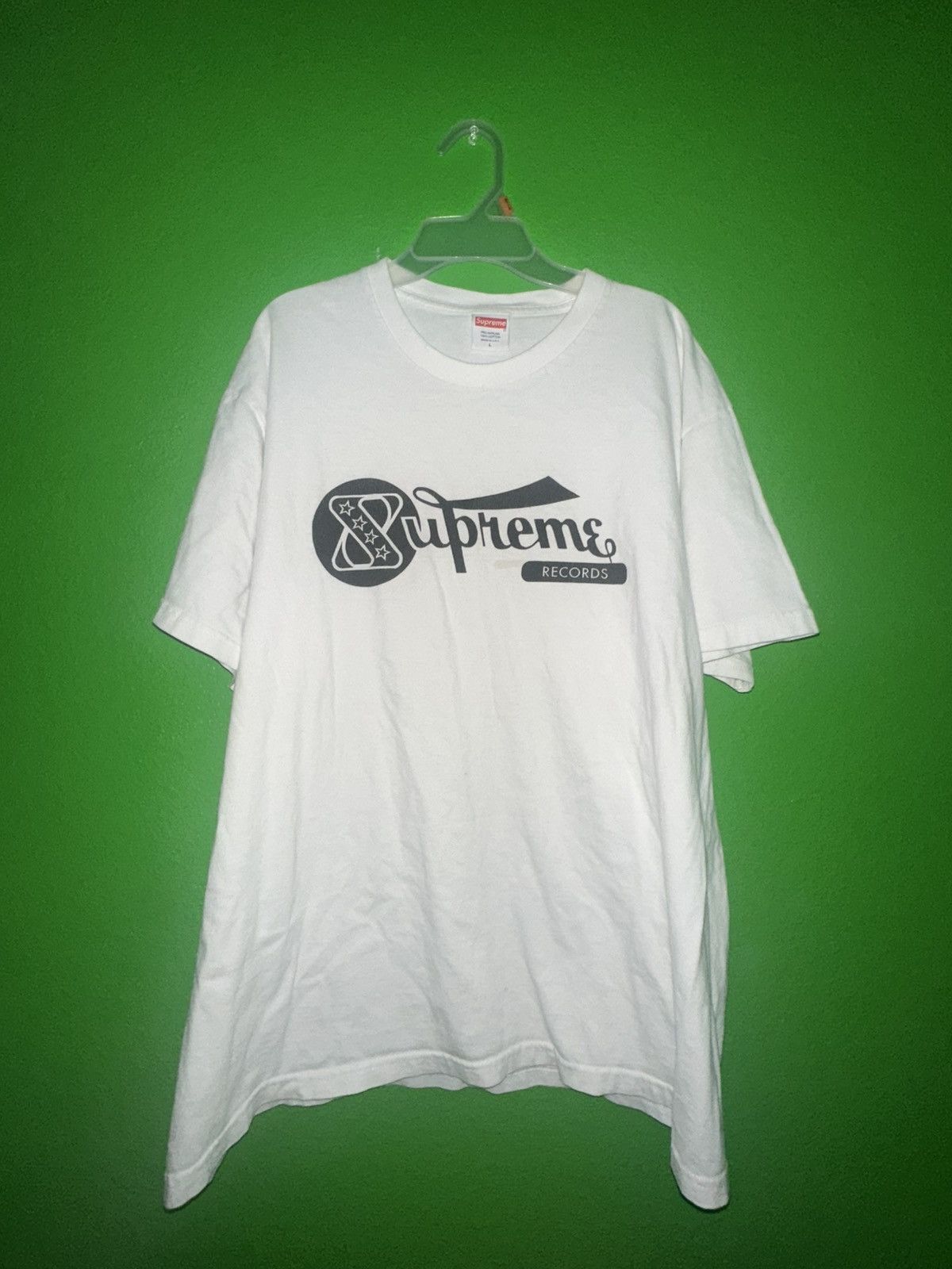 Supreme Supreme records tee Size US L / EU 52-54 / 3 - 1 Thumbnail