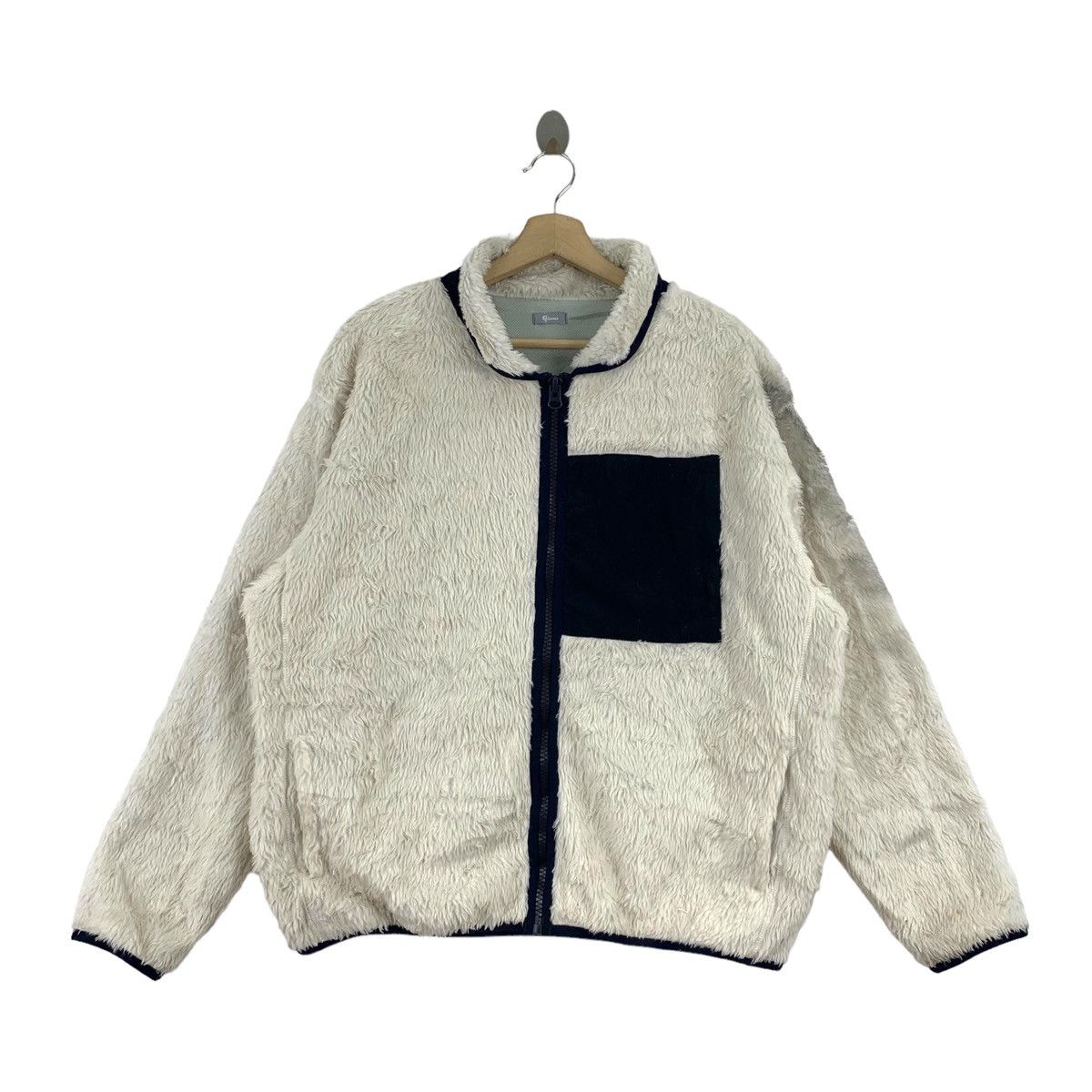 image of Relume Journal Standard Deep Pile Fleece in Beige, Men's (Size Large)