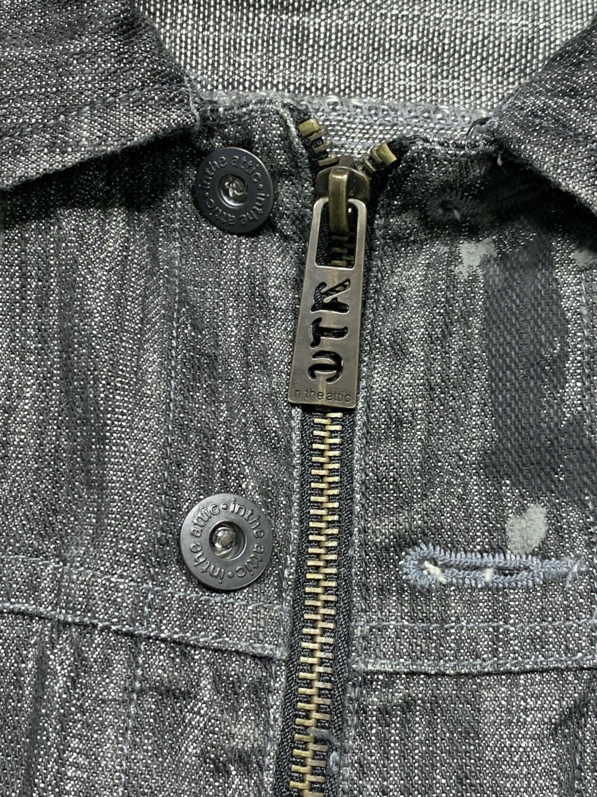 In The Attic Rare In The Attic Distressed Denim Jacket Detachable Sleeves Size US M / EU 48-50 / 2 - 9 Thumbnail
