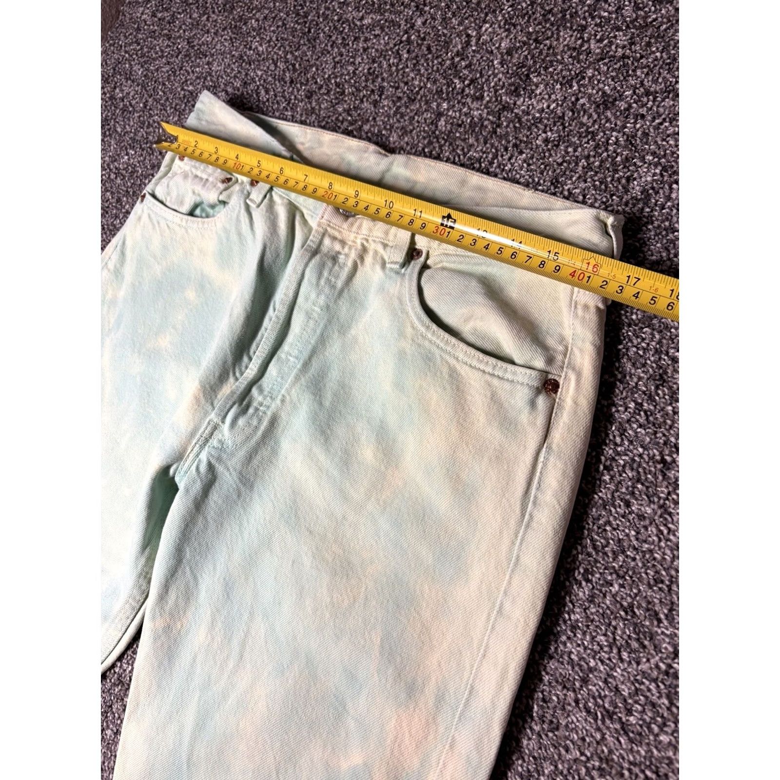Levi's VINTAGE Levi's 501 Jeans Men Regular 32x35 Denim Blue Acid Wash Straight Leg Button Fly France Grunge 90s Logo Retro Classic Mens Size US 32 / EU 48 - 5 Thumbnail