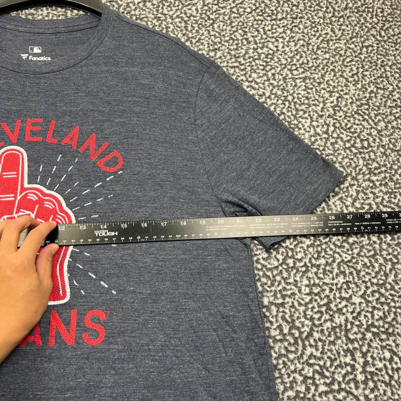 Other Cleveland Indians Guardians Shirt Men Fanatics Crew Neck New Size US L / EU 52-54 / 3 - 5 Thumbnail