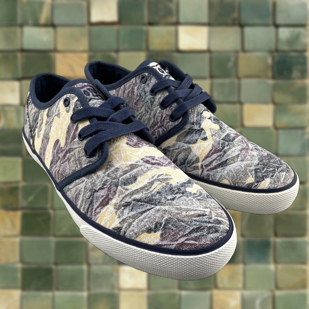 Vintage DC Shoes DC Studio TX Sneakers Men 10 Camo Canvas Skater Travel Surfer Streetwear Outdoor Shoes Men 10 Camo Canvas Skater Travel Surfer Str Size US 10 / EU 43 - 1 Thumbnail
