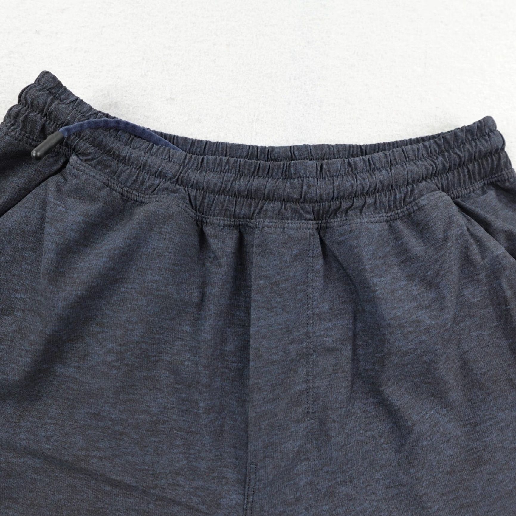 Lululemon Lululemon Shorts Mens Small Gray Lined Running Performance Athletic Workout Gym Size US 29 - 2 Thumbnail