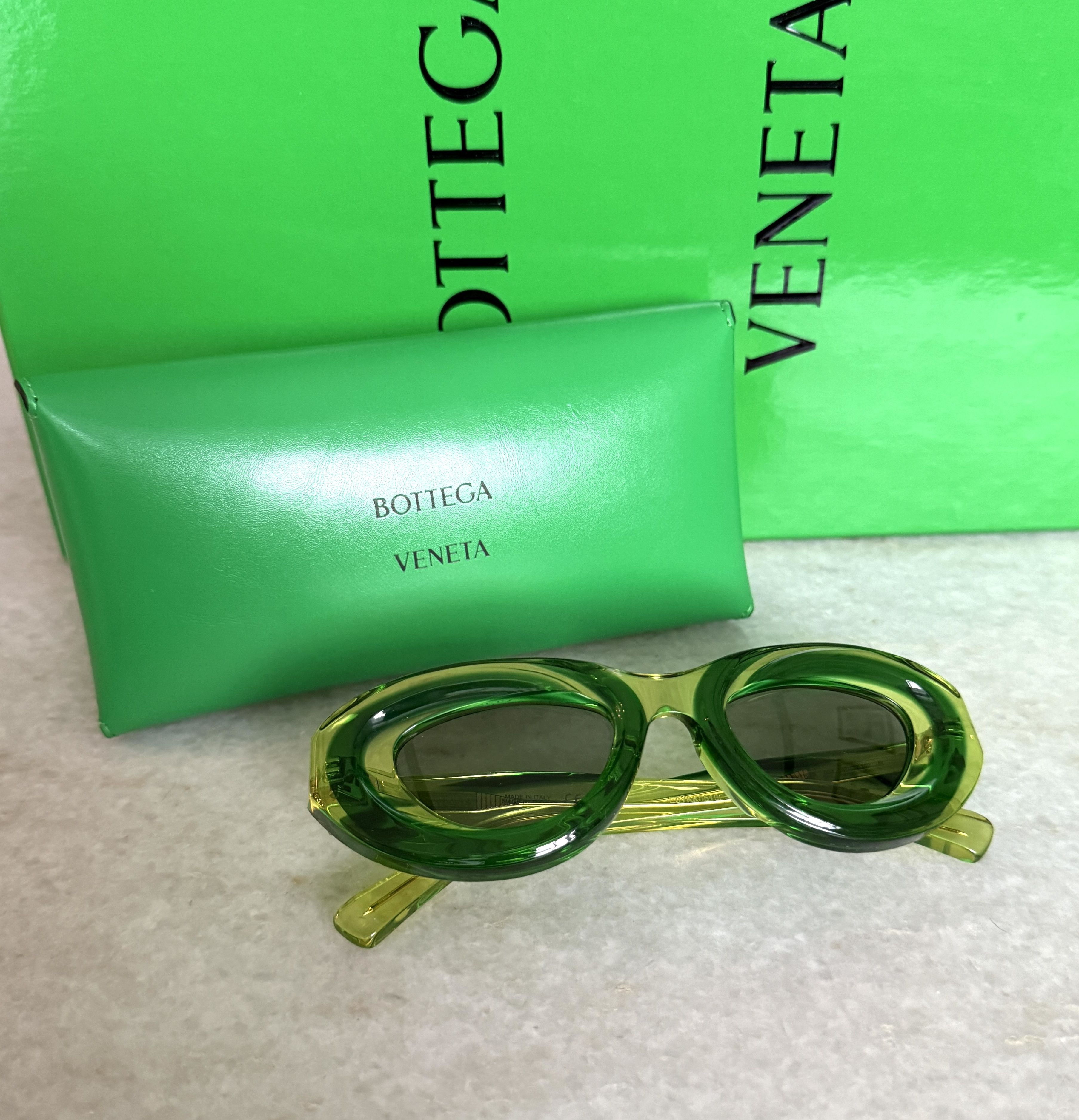 Bottega Veneta BOTTEGA VENETA Women's Green Cat Eye Sunglasses 703244 Size ONE SIZE - 17 Thumbnail