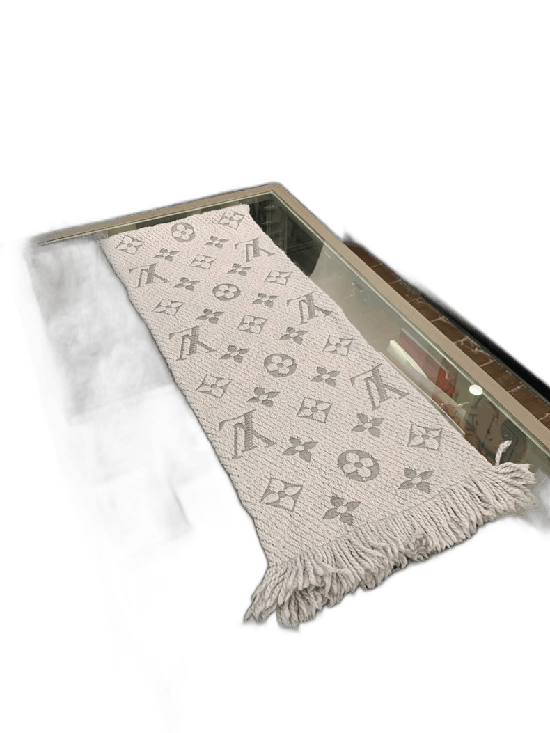 Louis Vuitton Louis Vuitton Logomania Silk Wool Scarf Size ONE SIZE - 1 Thumbnail